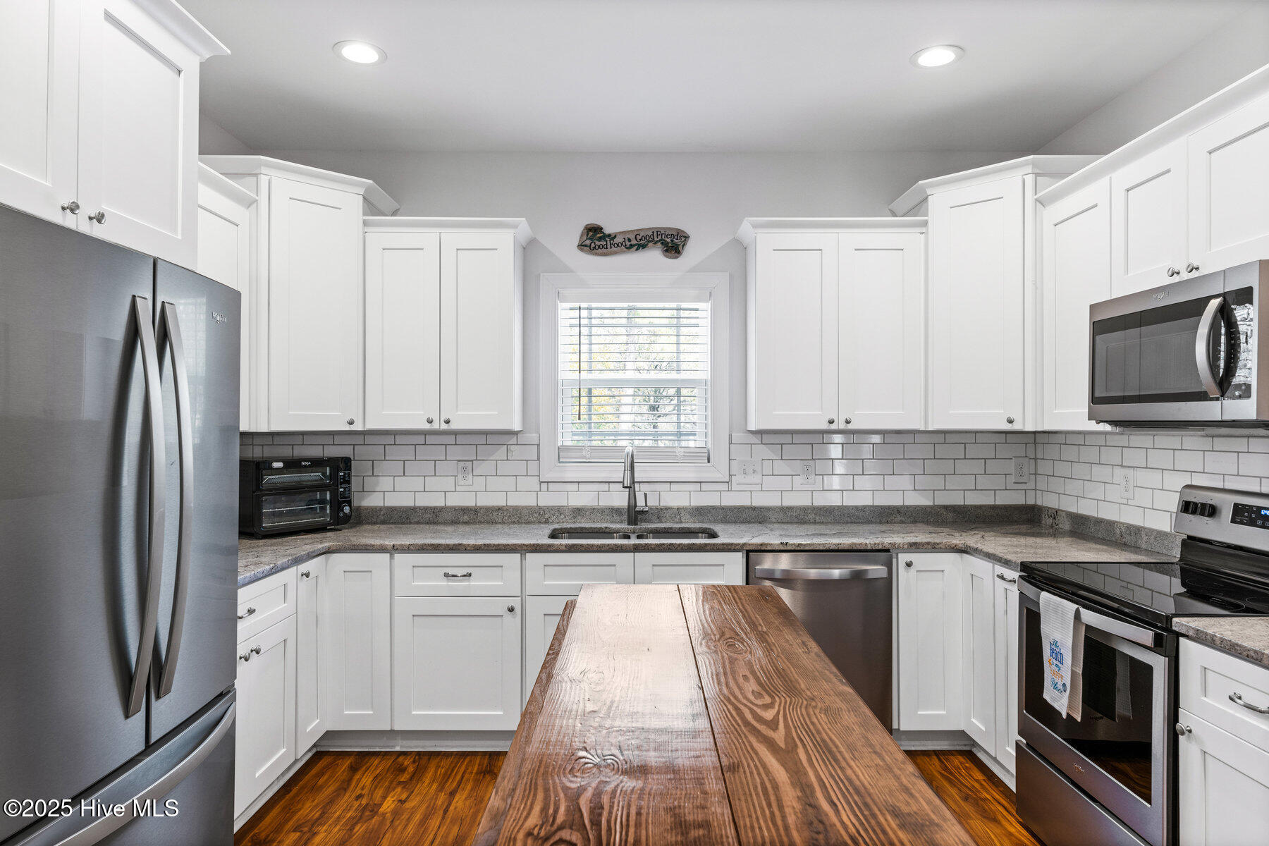 2204 W Oak Island Drive