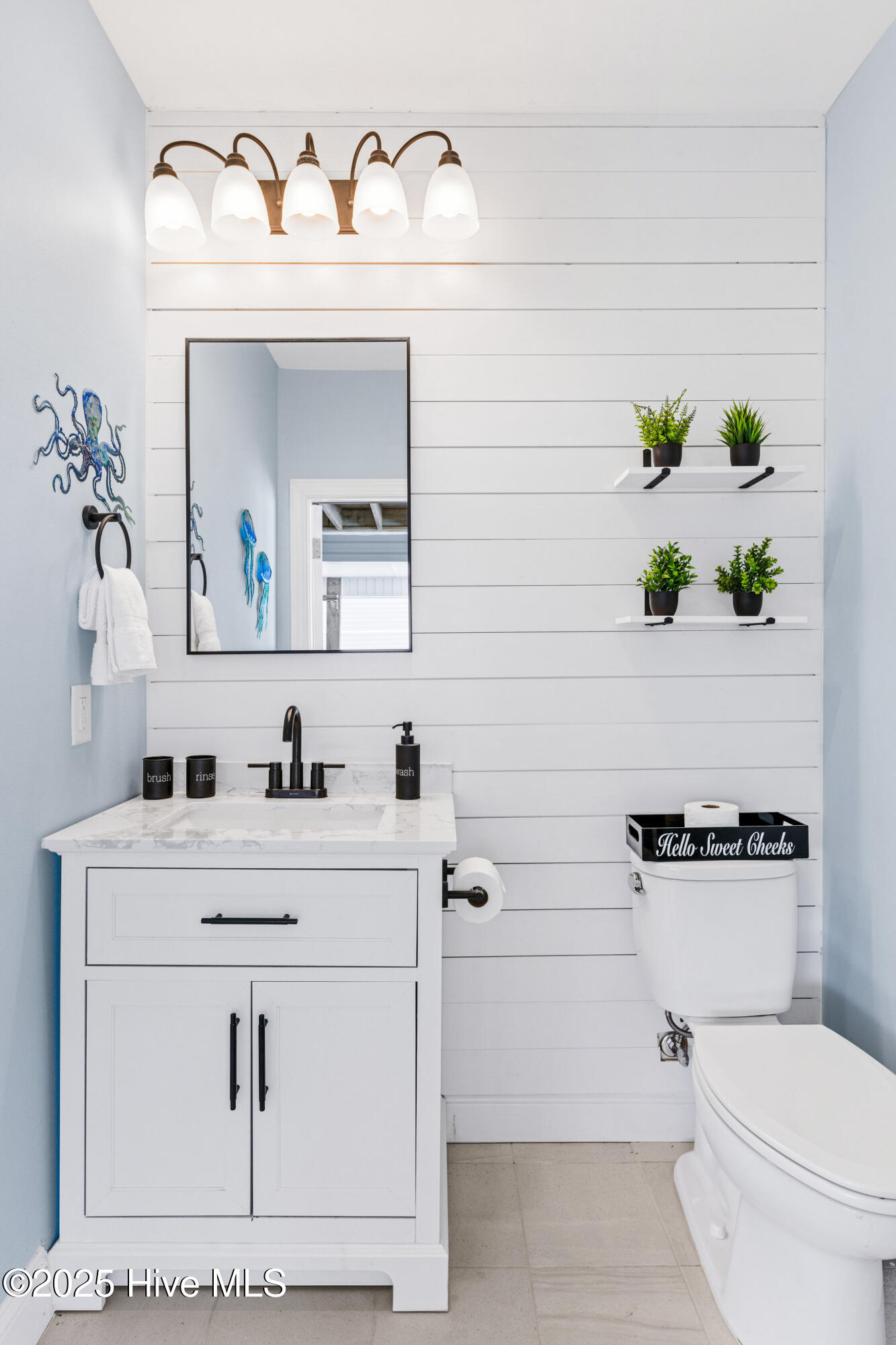 2204 W Oak Island Drive