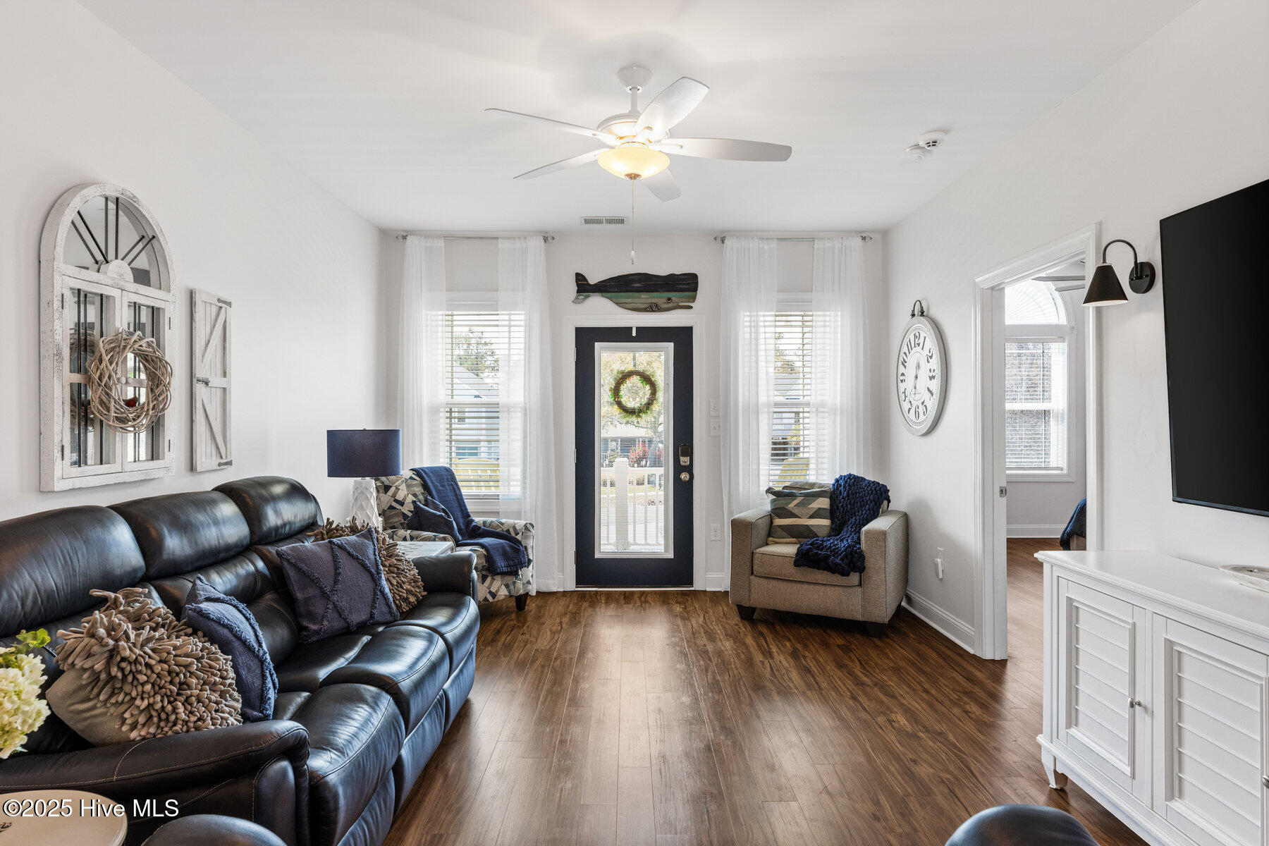 2204 W Oak Island Drive