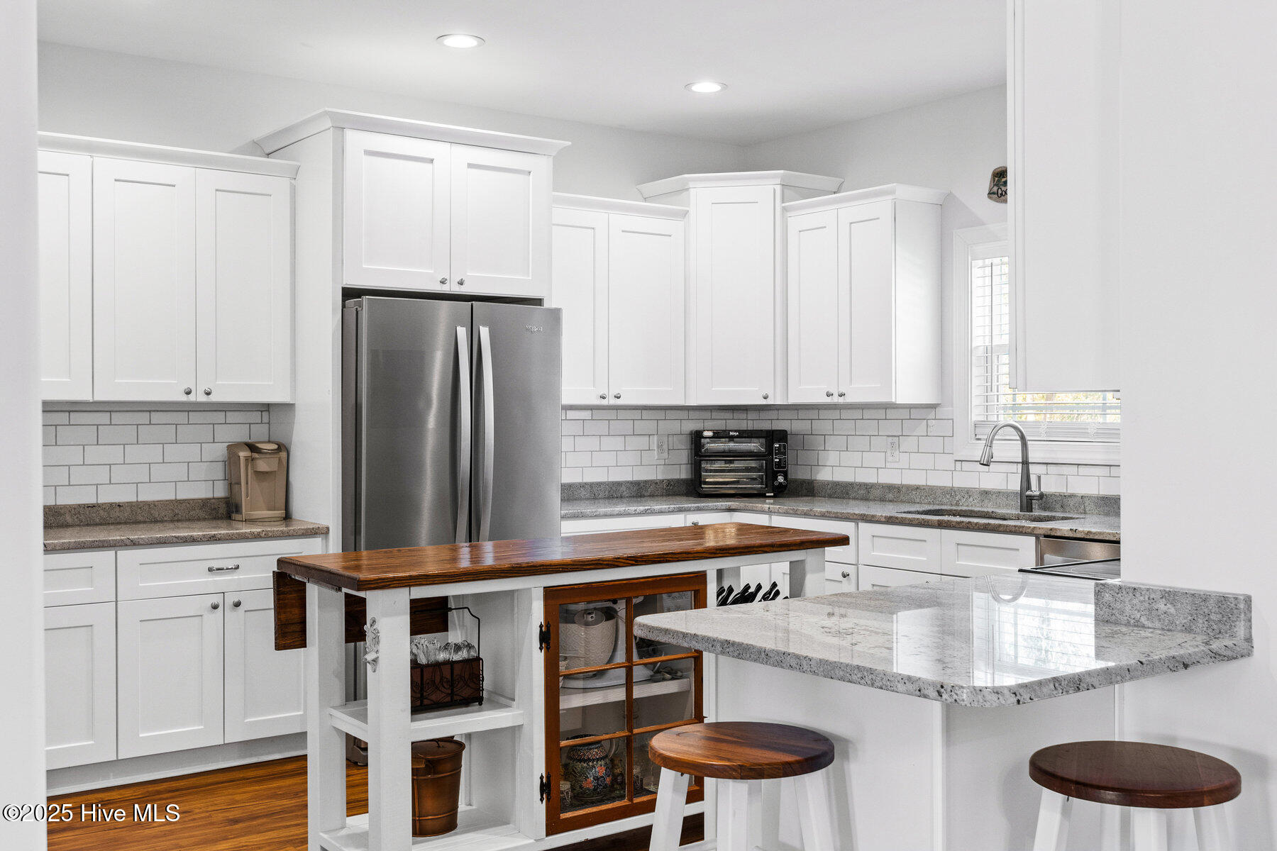 2204 W Oak Island Drive