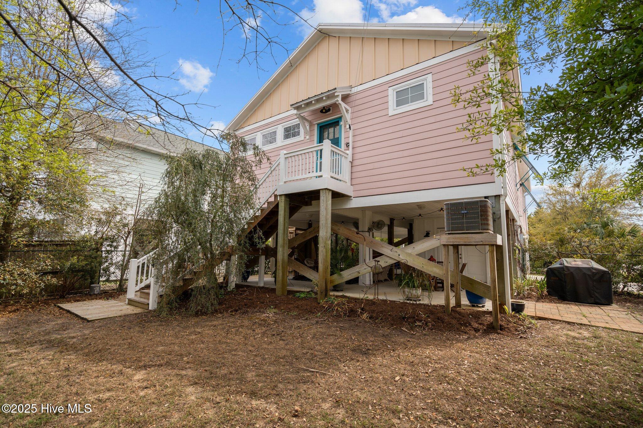 418 Columbia Avenue