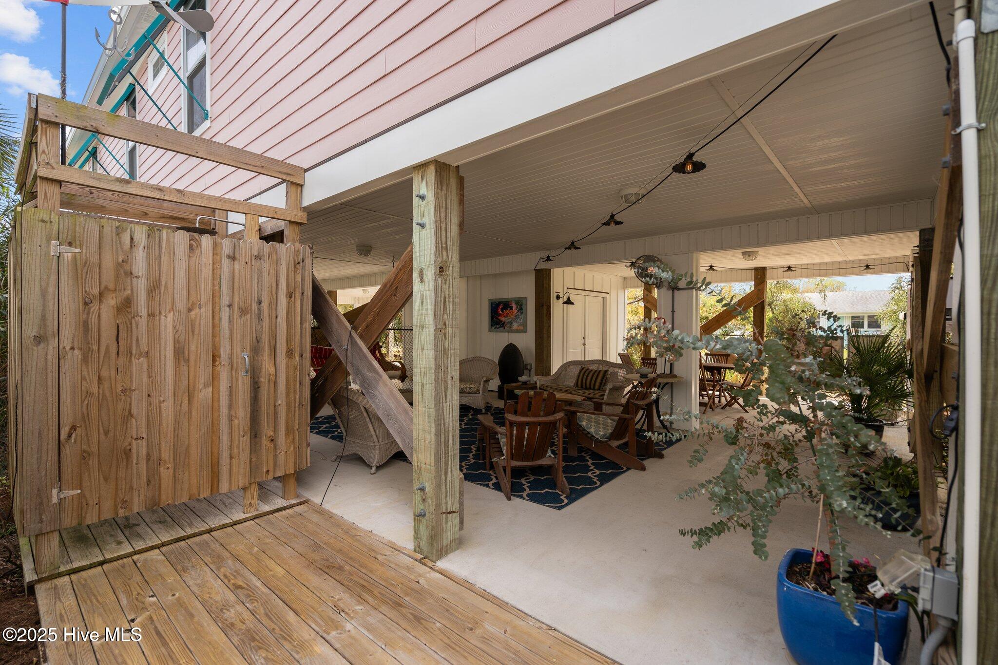 418 Columbia Avenue