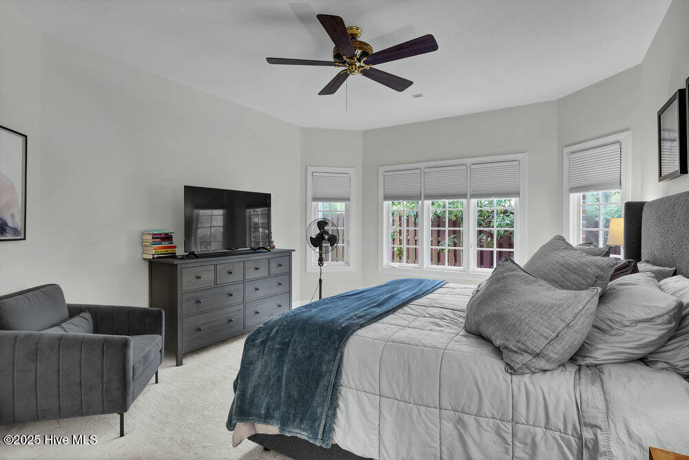 5102 Masonboro Harbour Drive