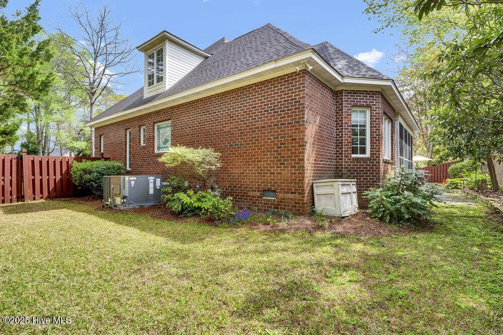 5102 Masonboro Harbour Drive