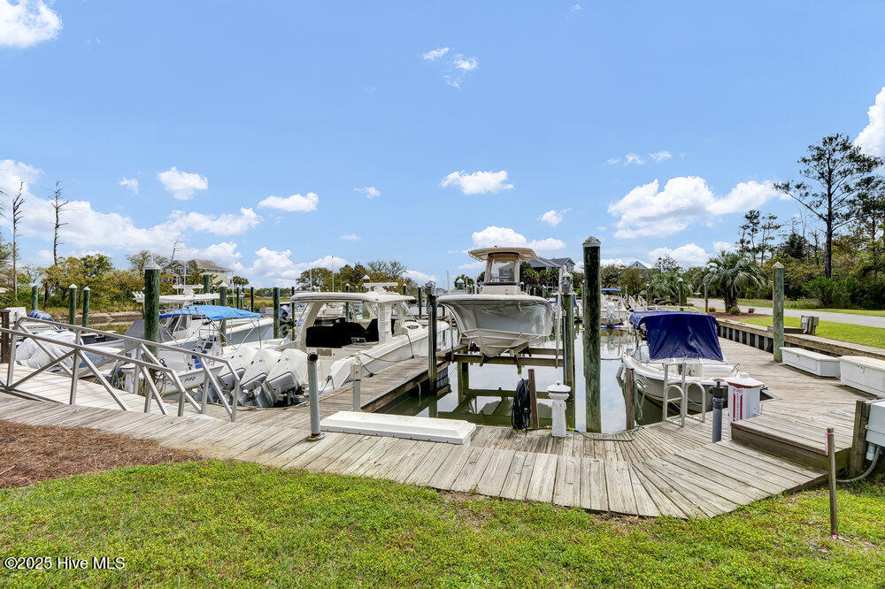 5102 Masonboro Harbour Drive