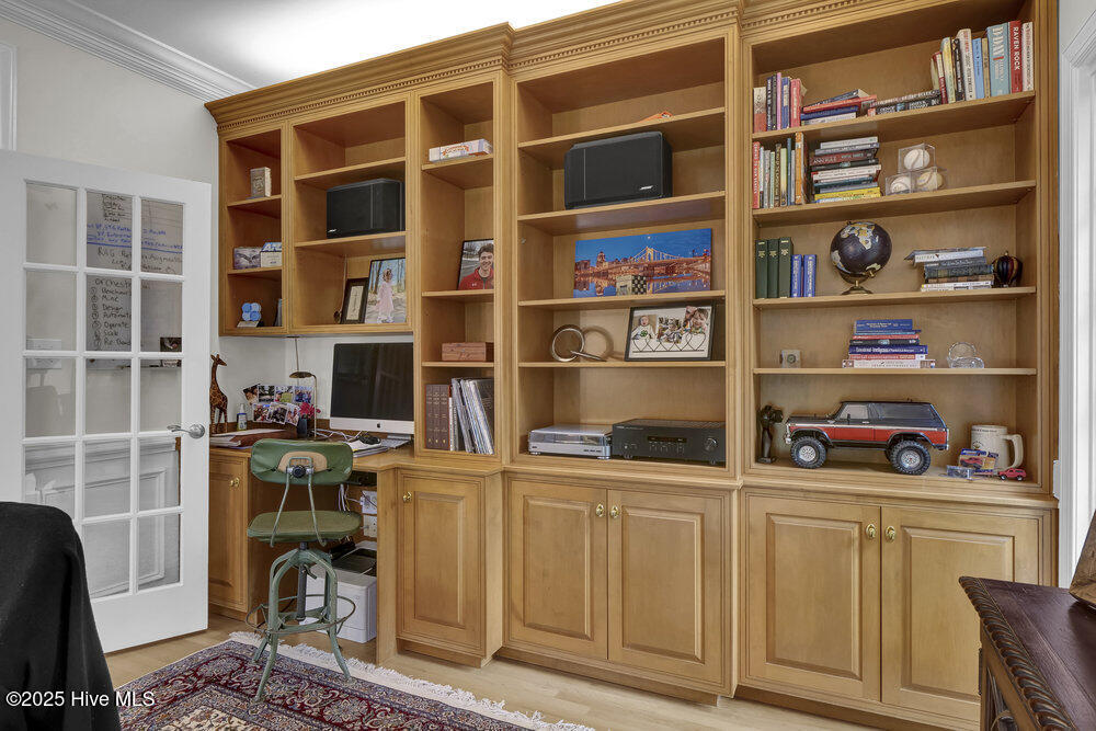 5102 Masonboro Harbour Drive