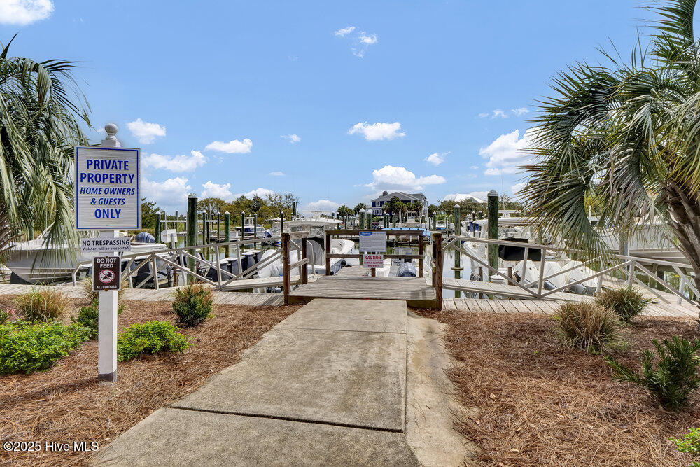 5102 Masonboro Harbour Drive