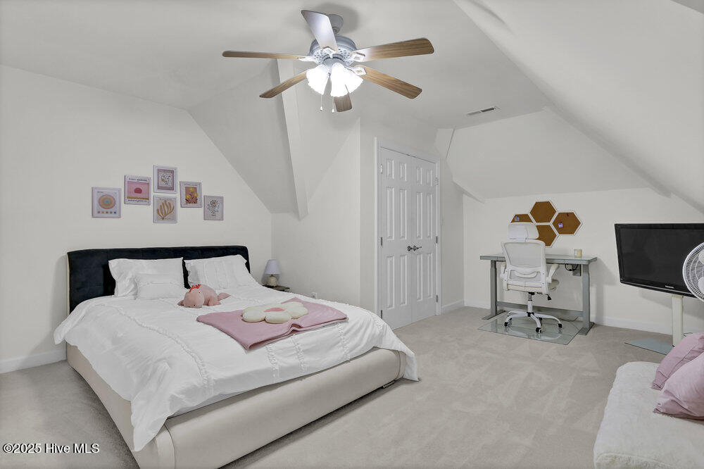 5102 Masonboro Harbour Drive