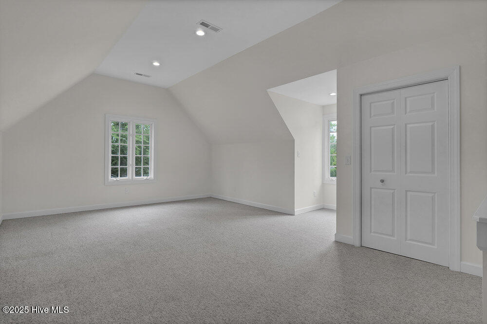 5102 Masonboro Harbour Drive