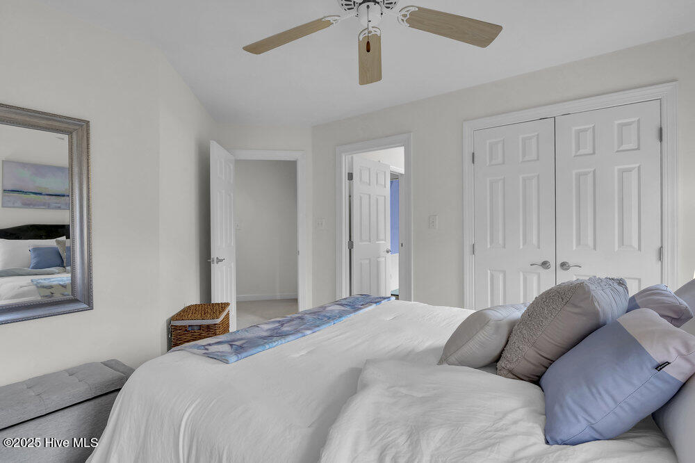 5102 Masonboro Harbour Drive