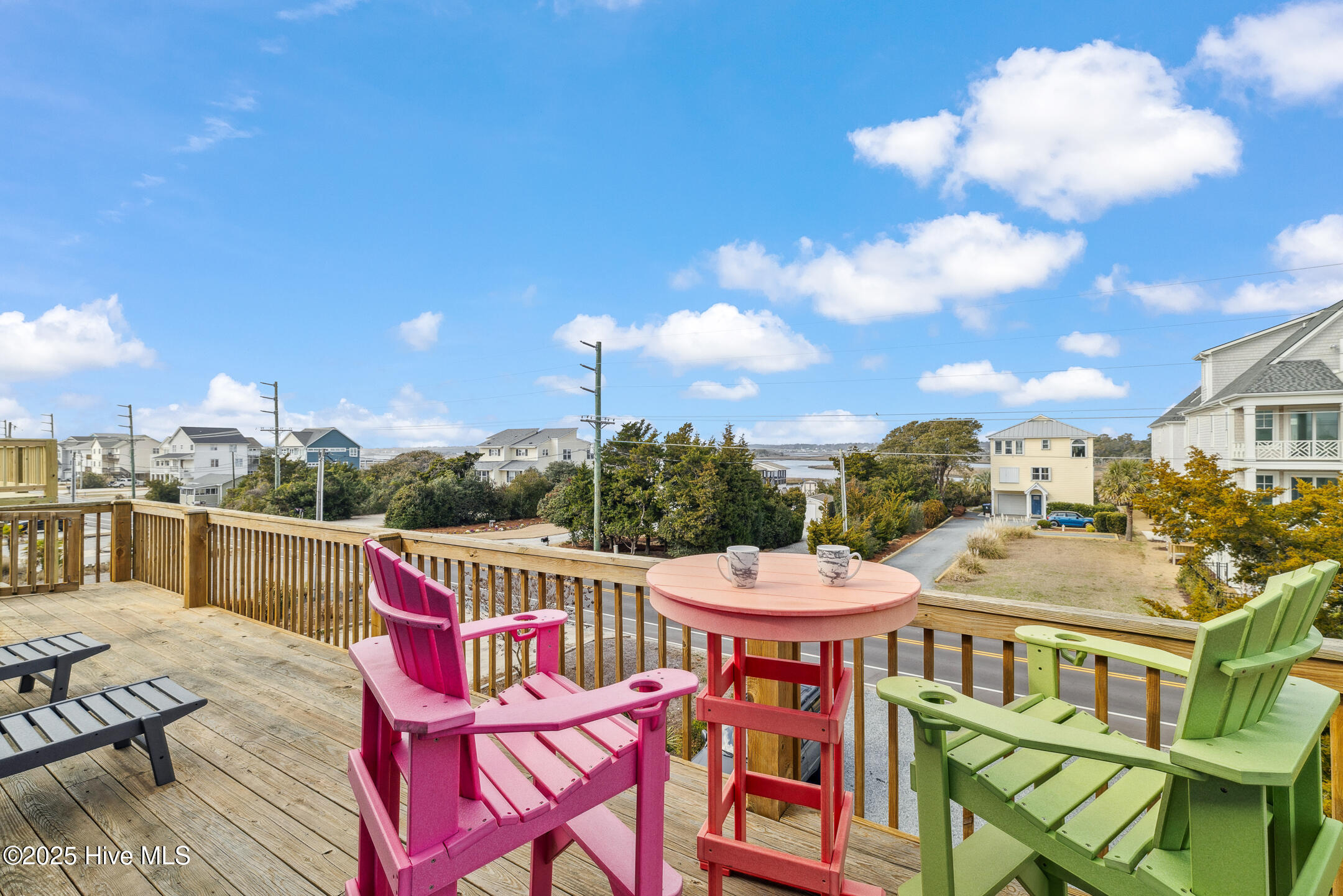 614 S Topsail Drive