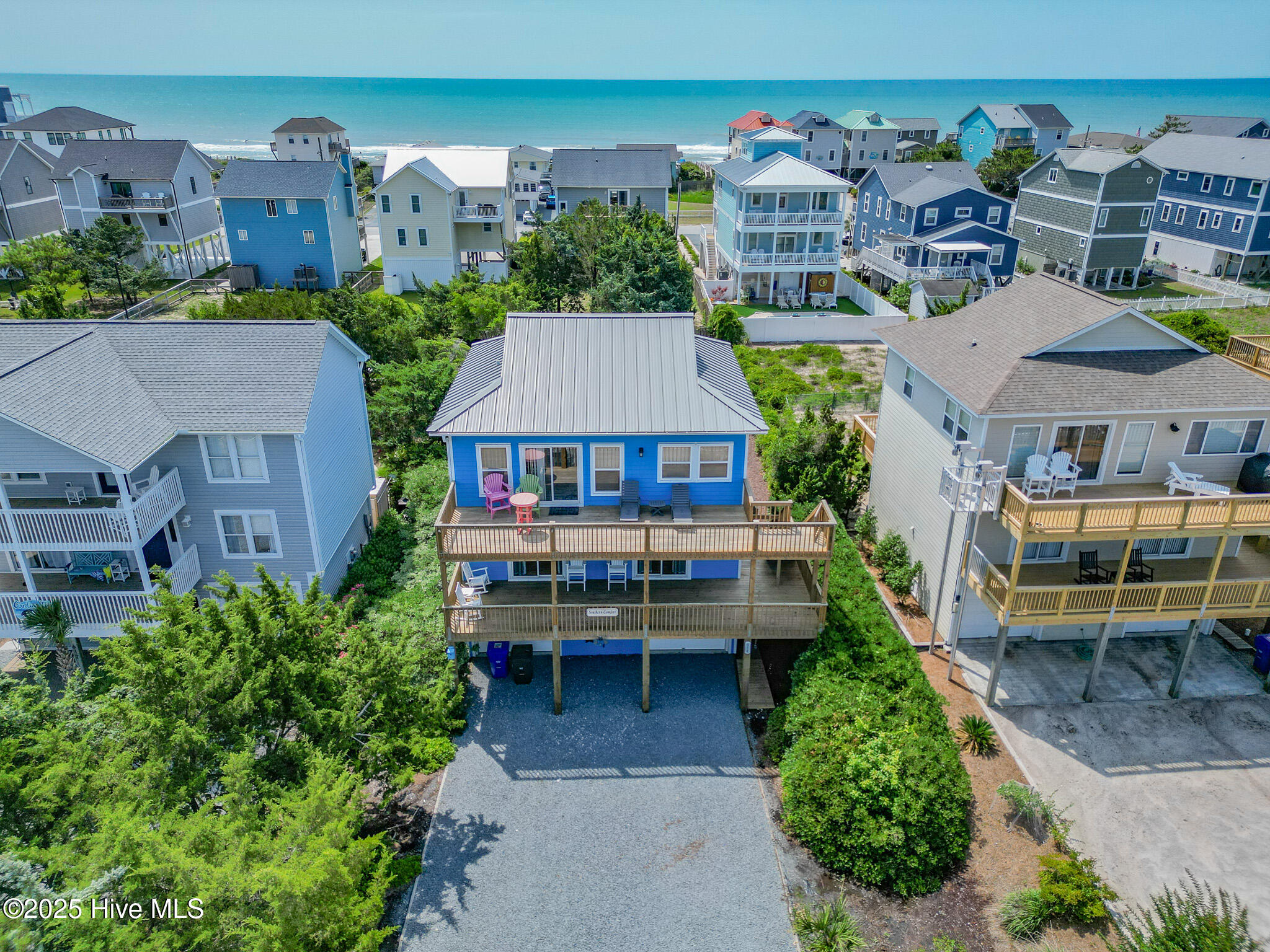 614 S Topsail Drive