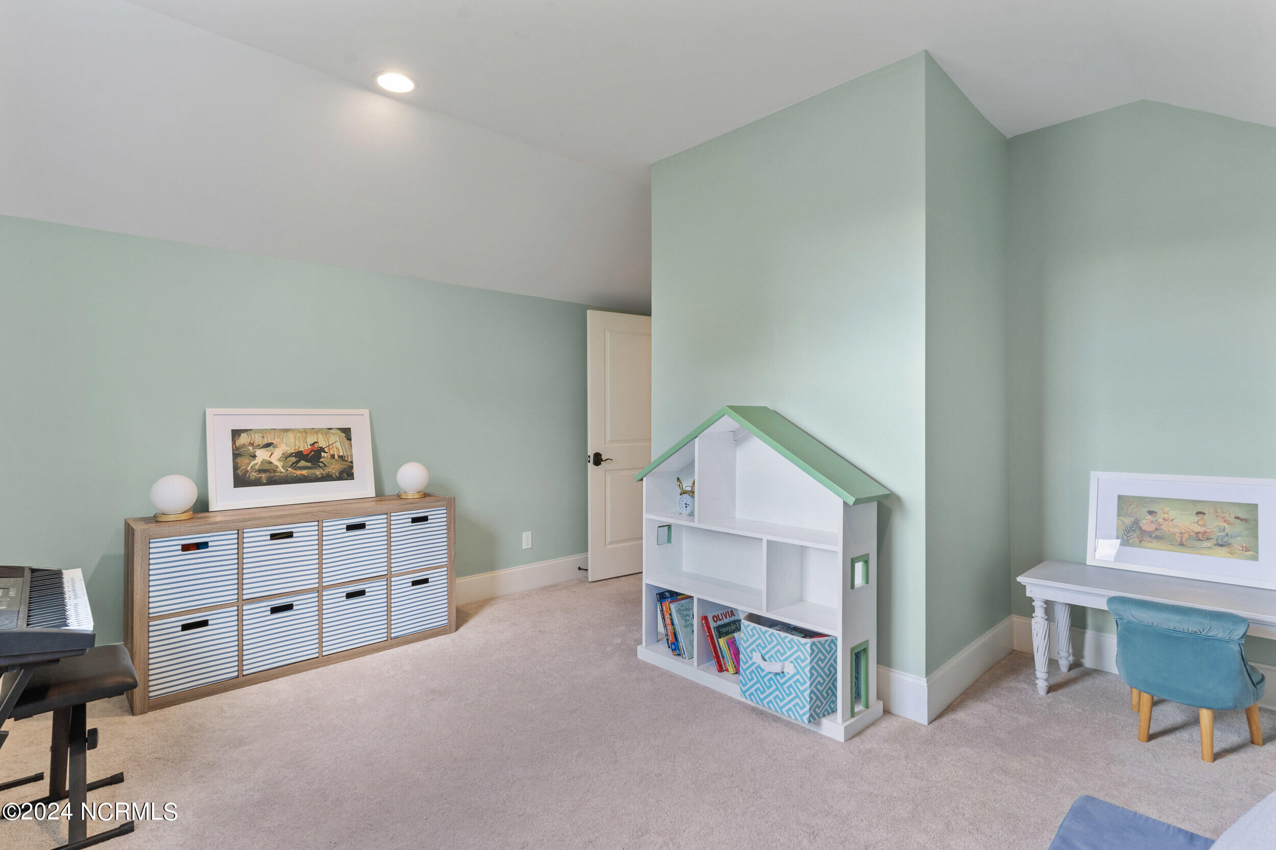 46 Hammock Watch Way