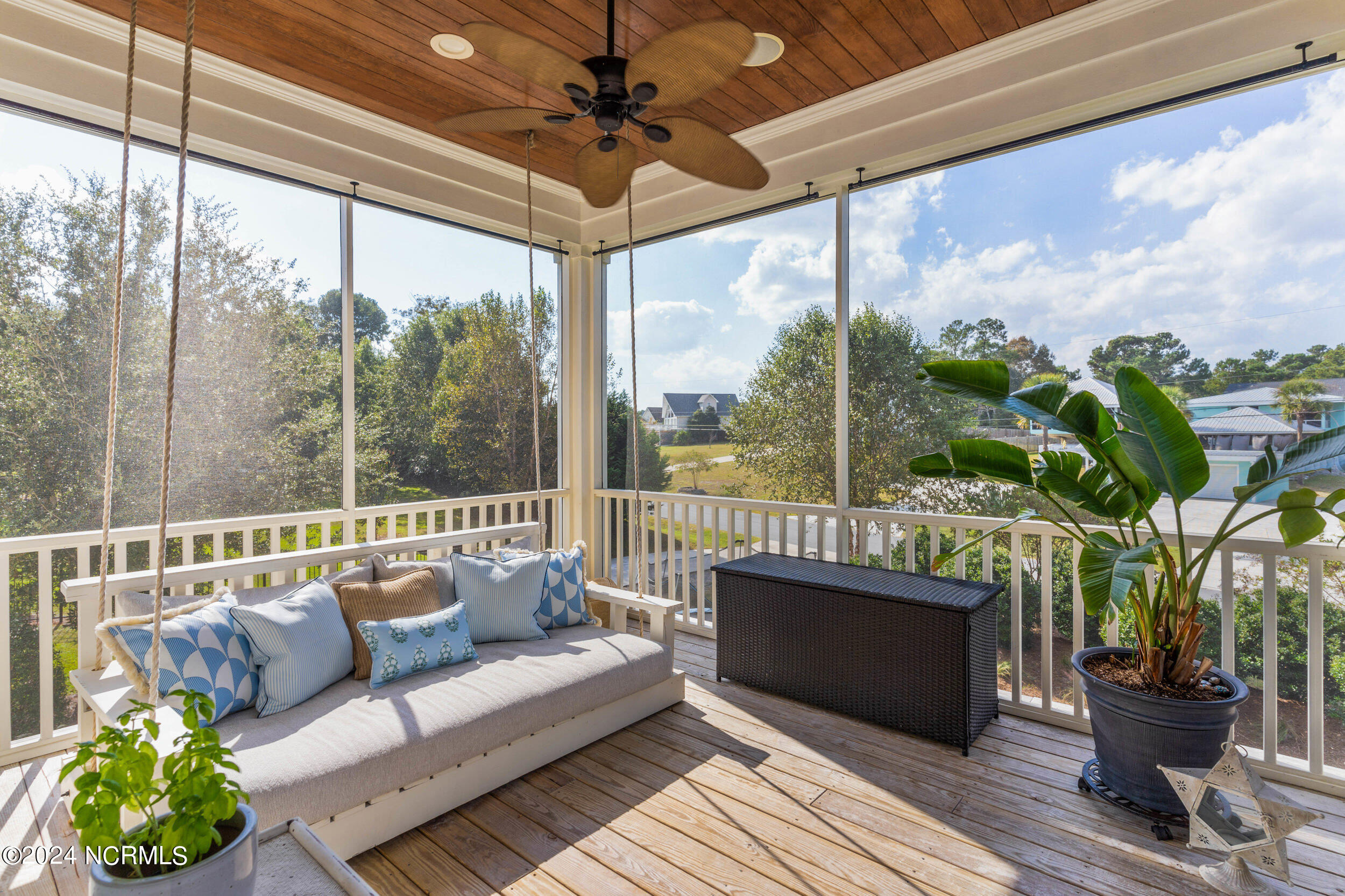 46 Hammock Watch Way