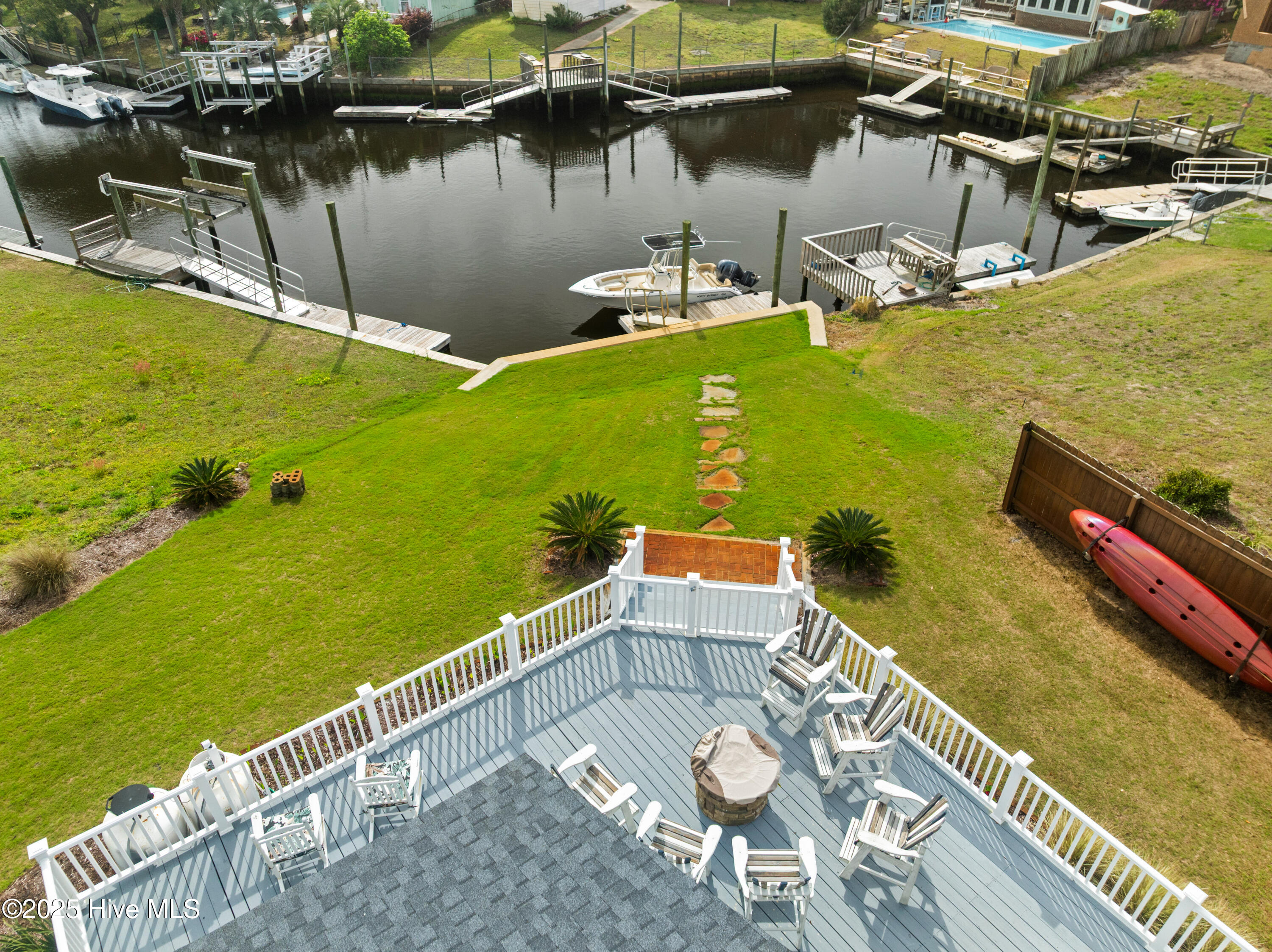 227 Peninsula Drive