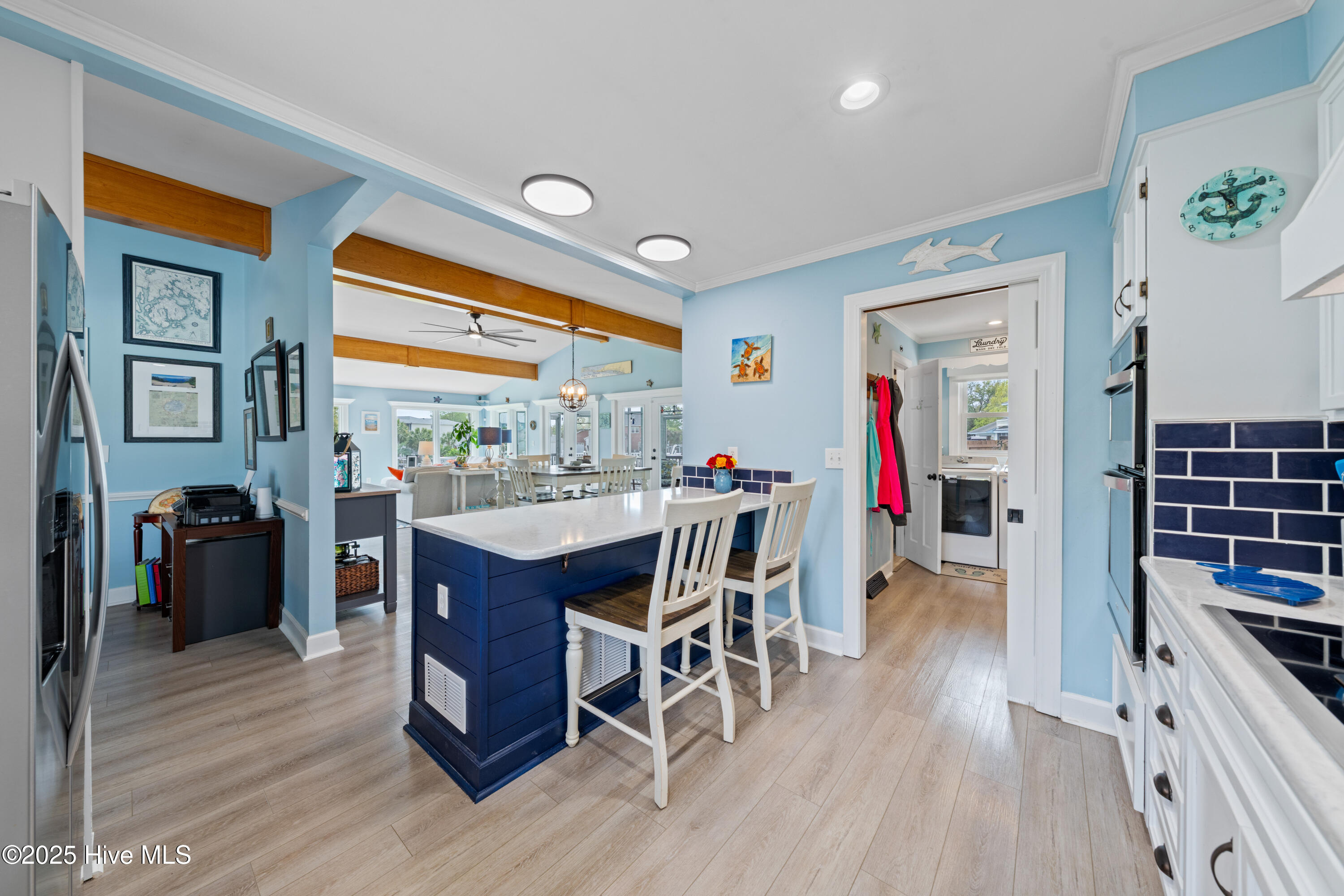 227 Peninsula Drive