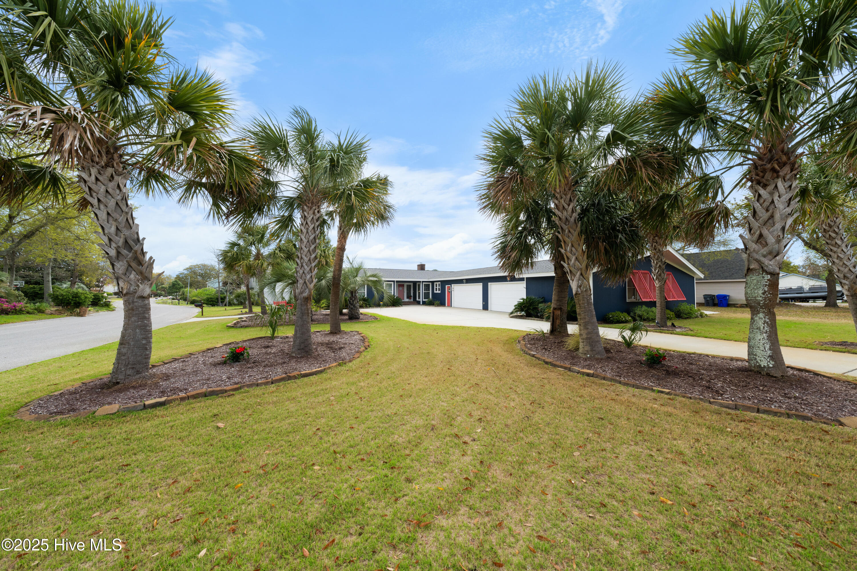 227 Peninsula Drive