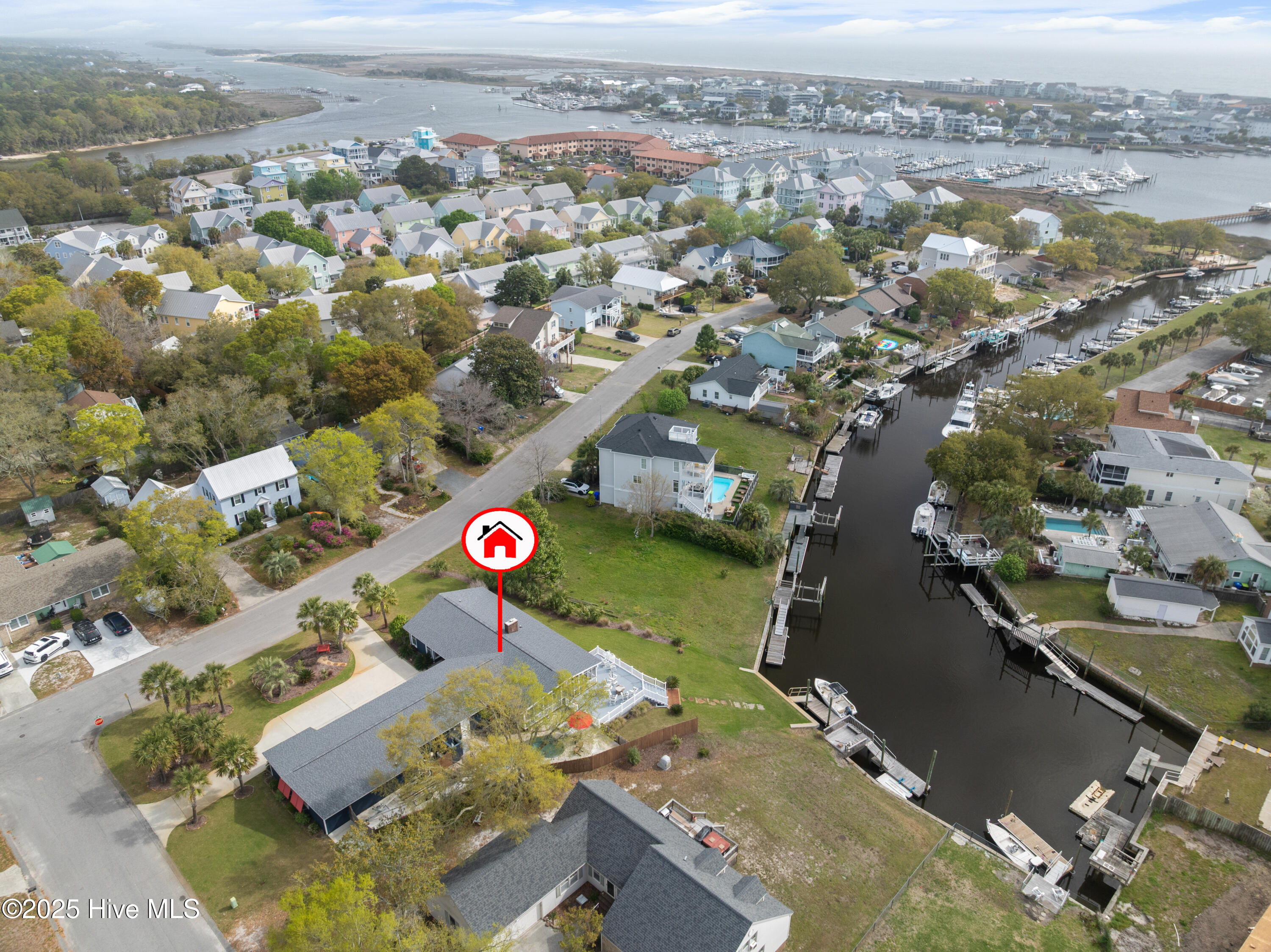 227 Peninsula Drive