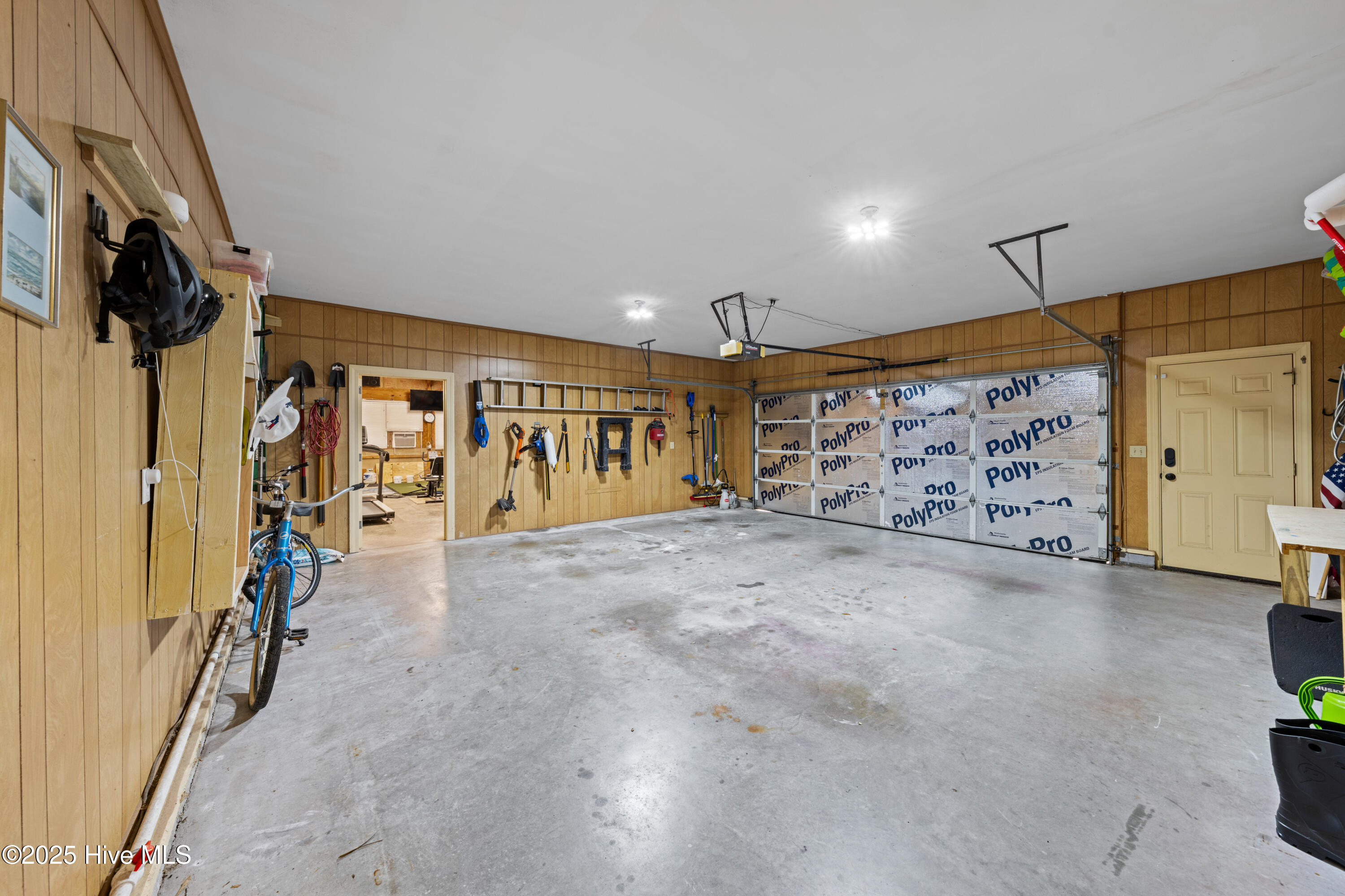 227 Peninsula Drive