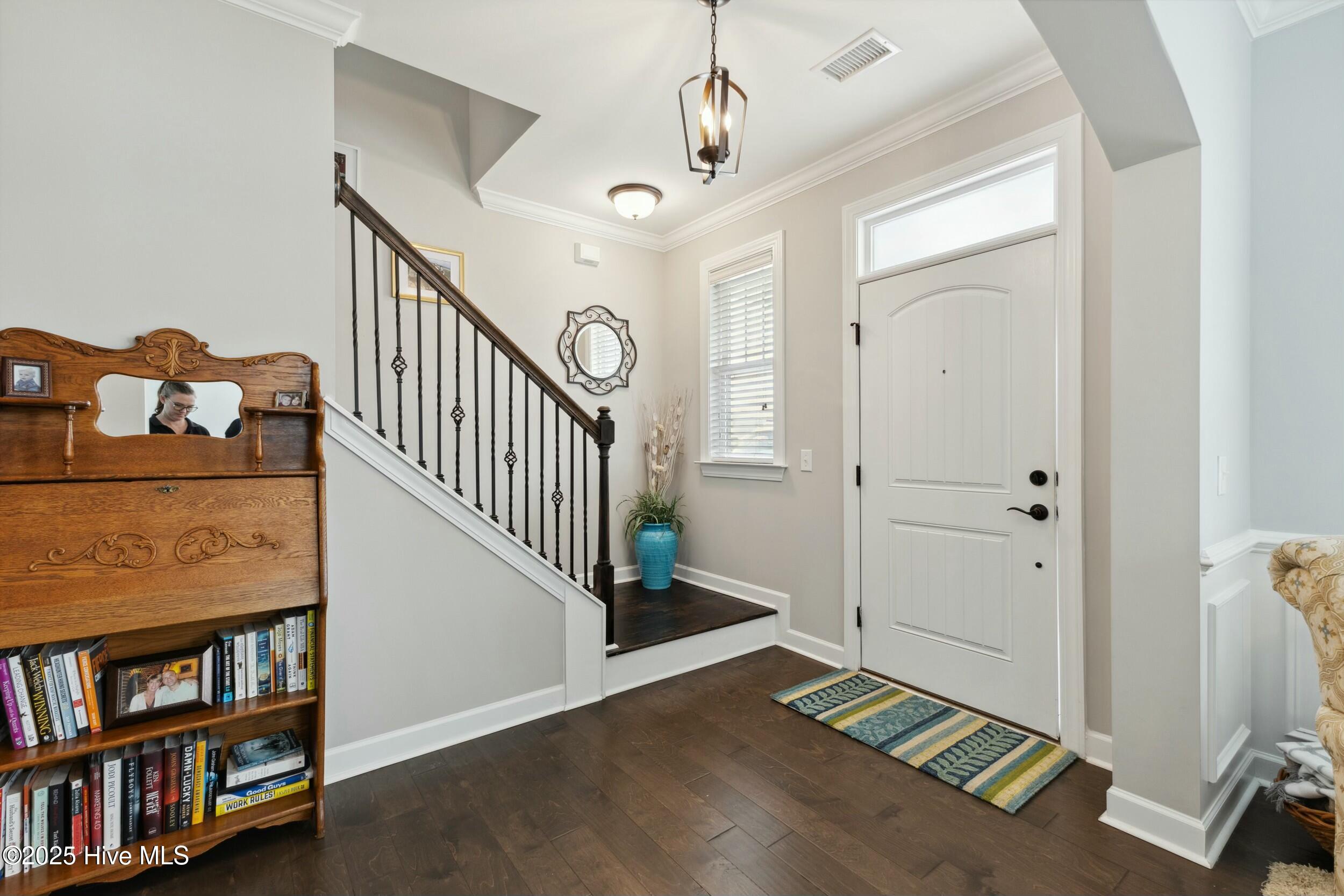 436 Island End Court