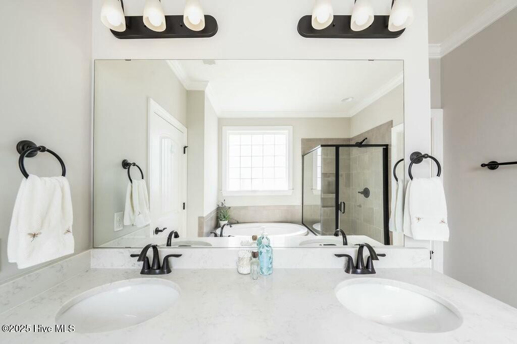 436 Island End Court