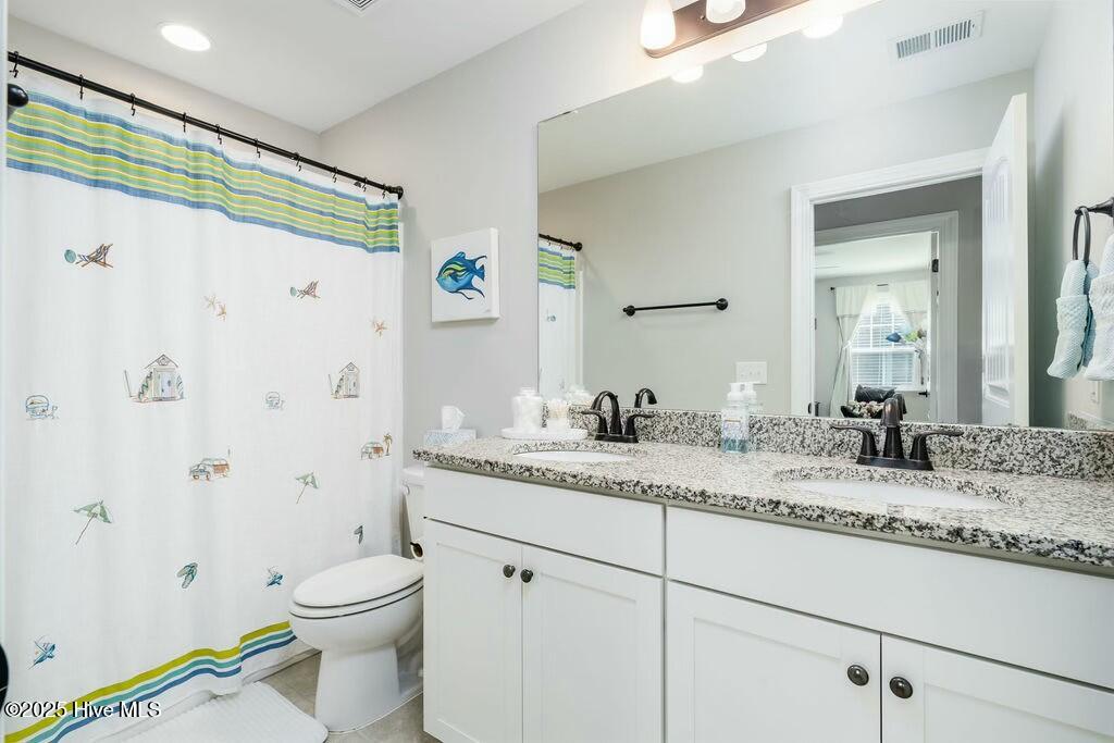 436 Island End Court