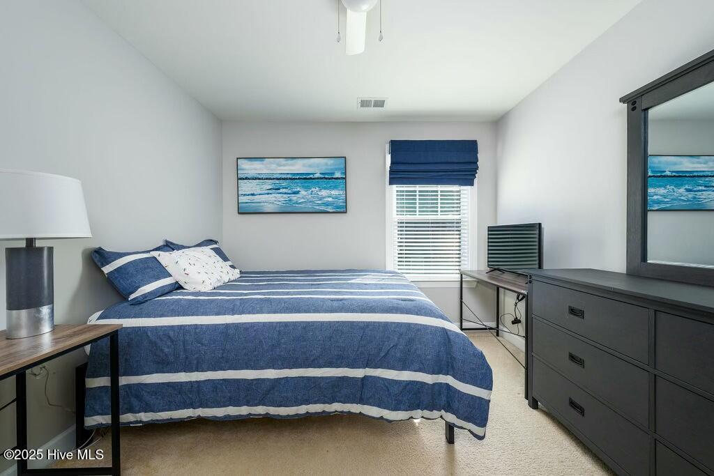 436 Island End Court