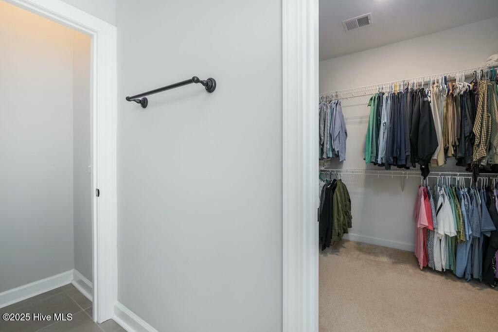 436 Island End Court