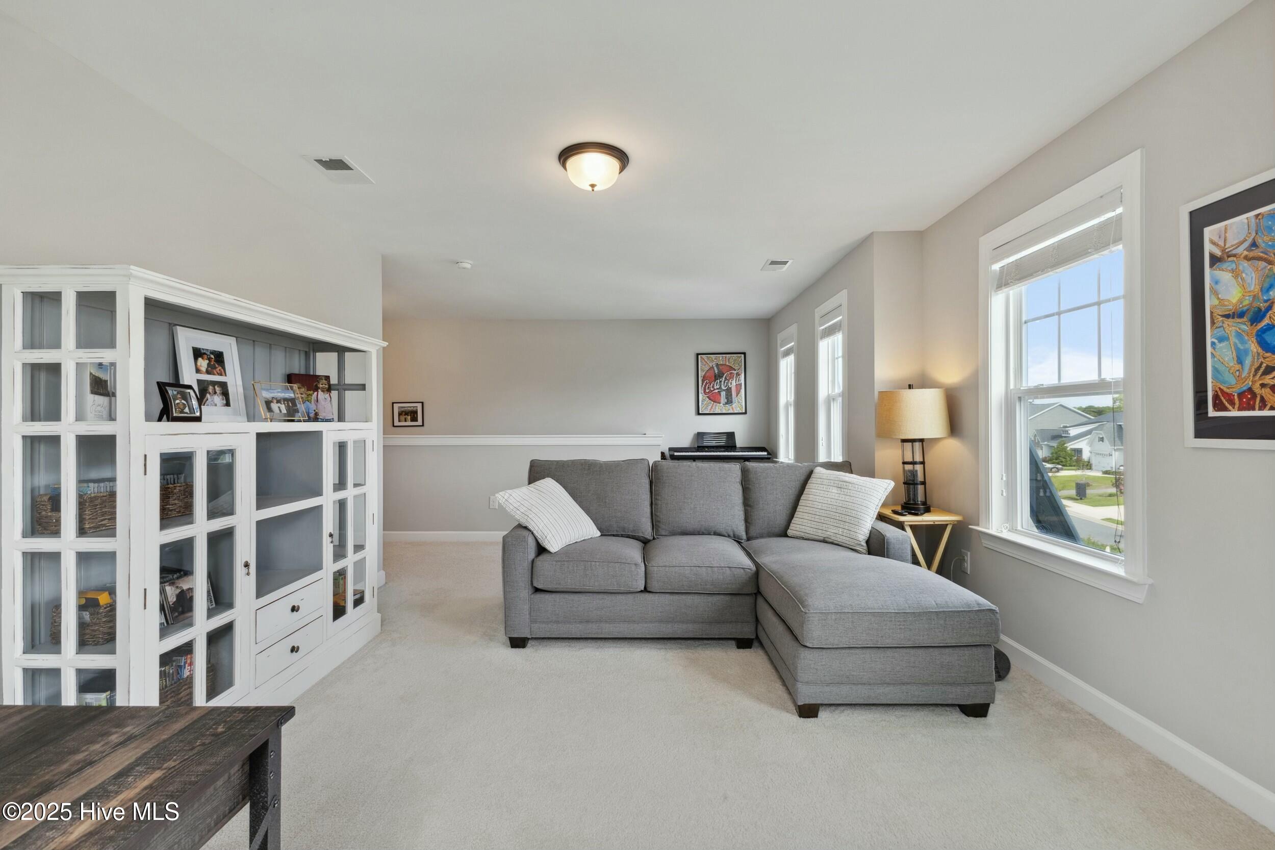 436 Island End Court