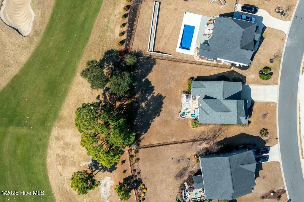 436 Island End Court