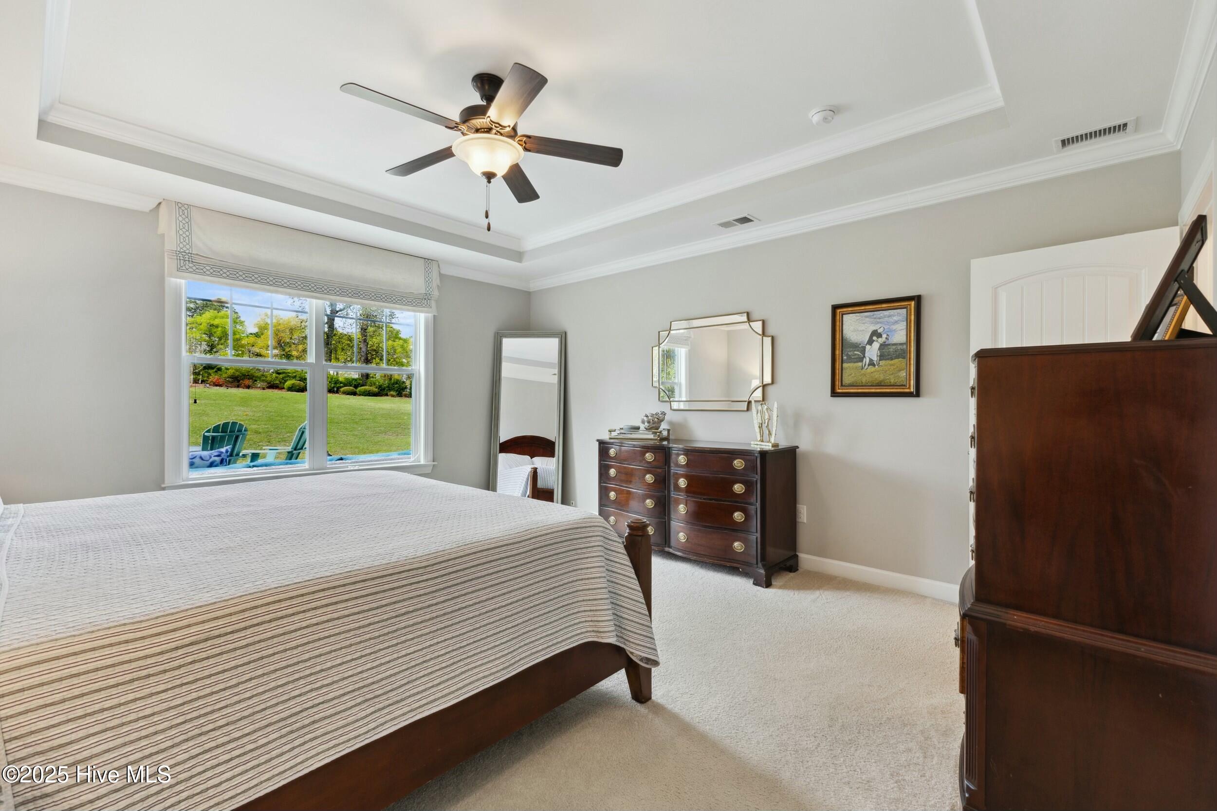 436 Island End Court