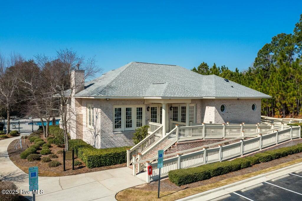 436 Island End Court