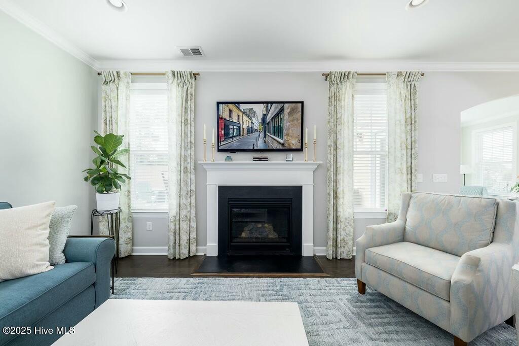 436 Island End Court