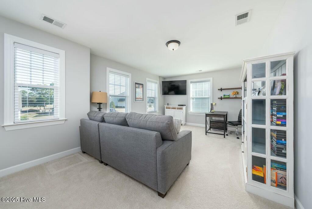 436 Island End Court