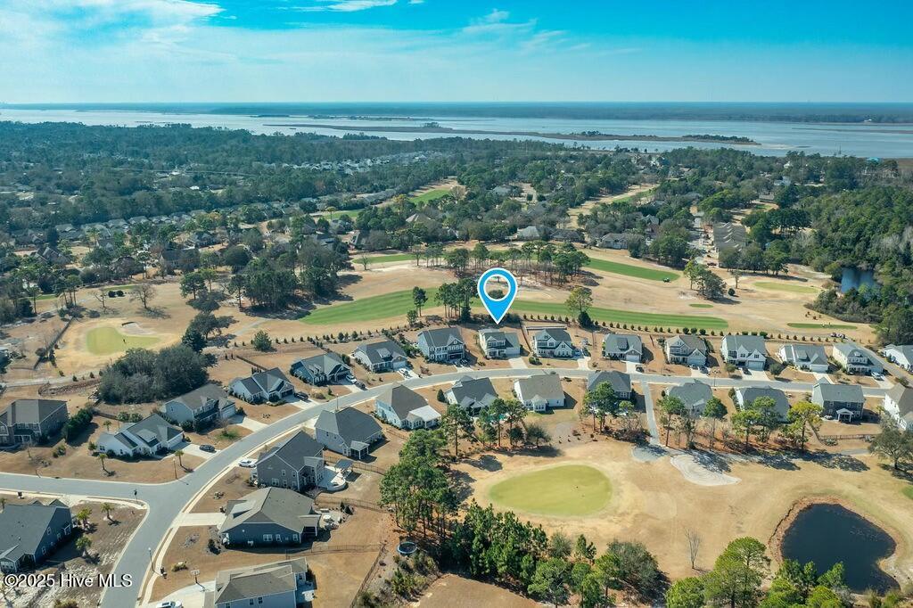 436 Island End Court