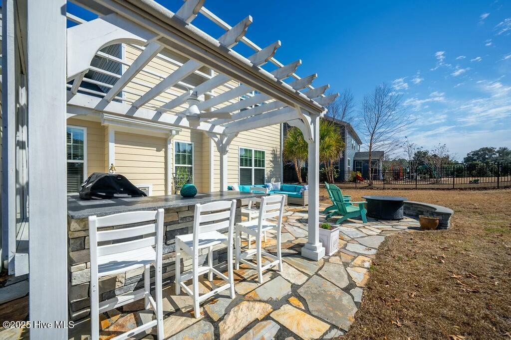 436 Island End Court