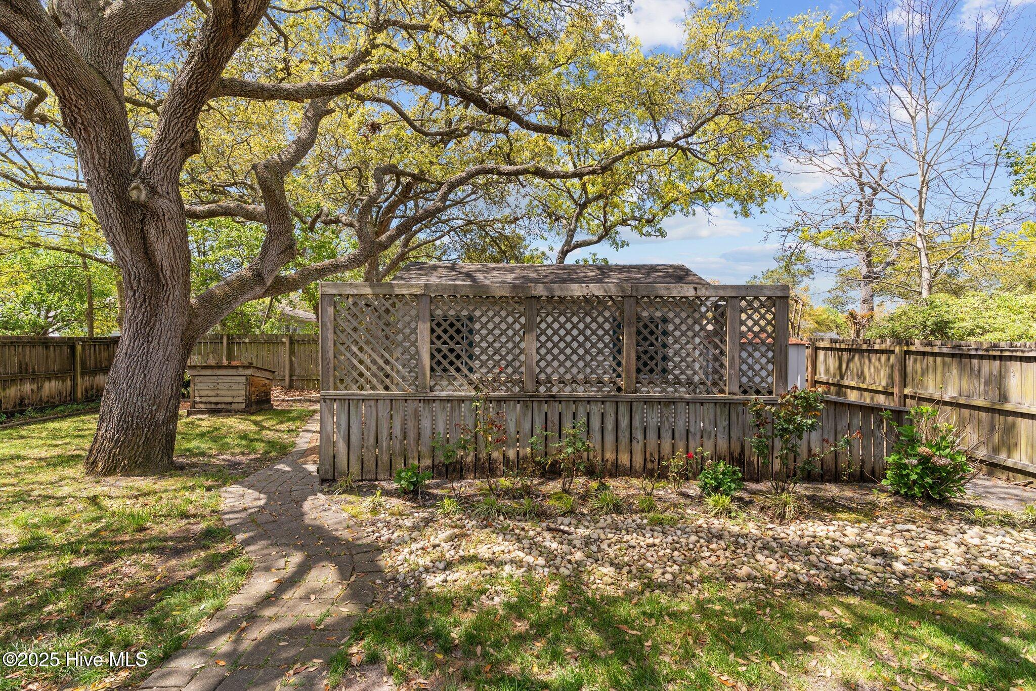 137 NW 3rd Street