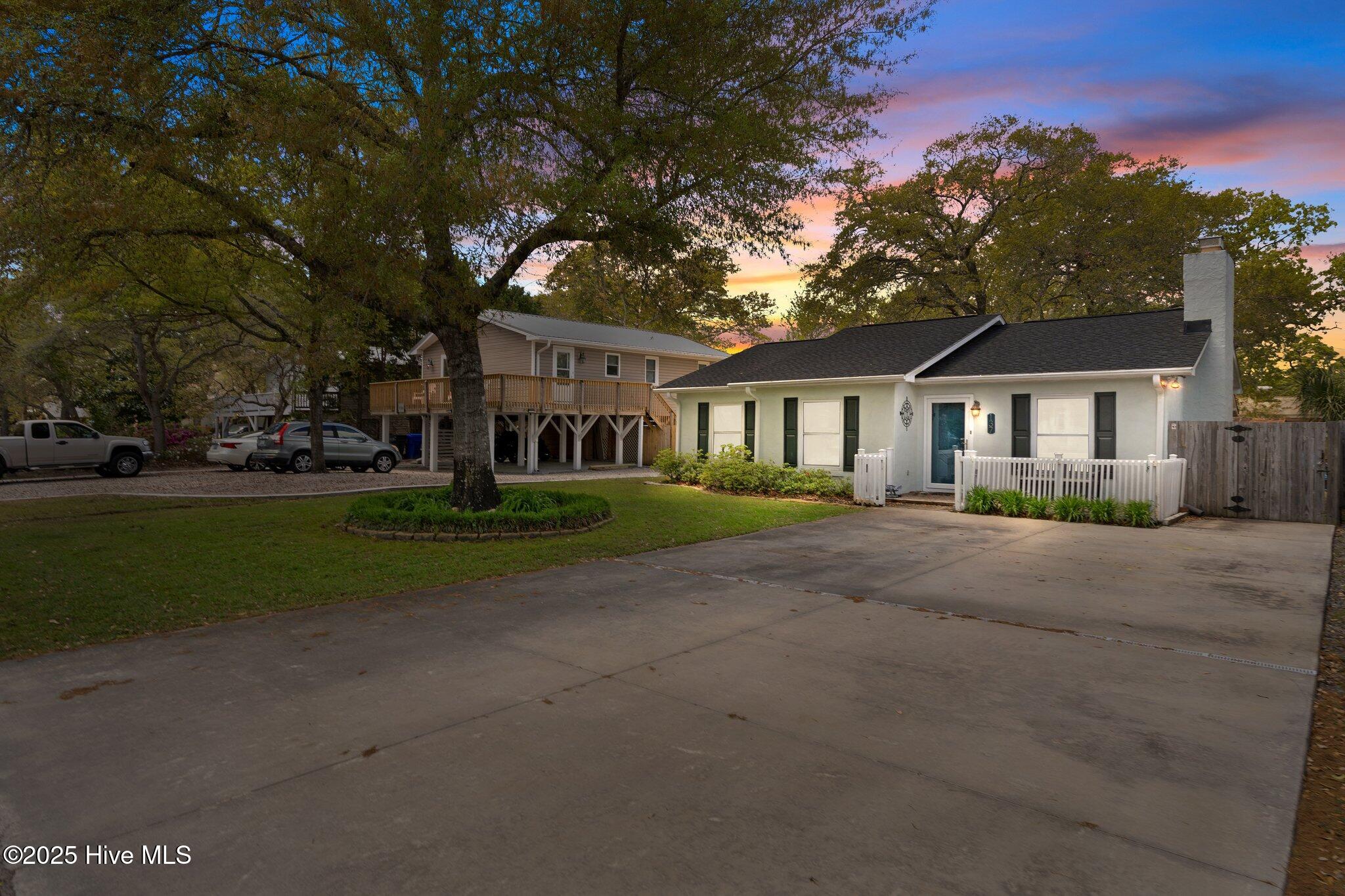 137 NW 3rd Street