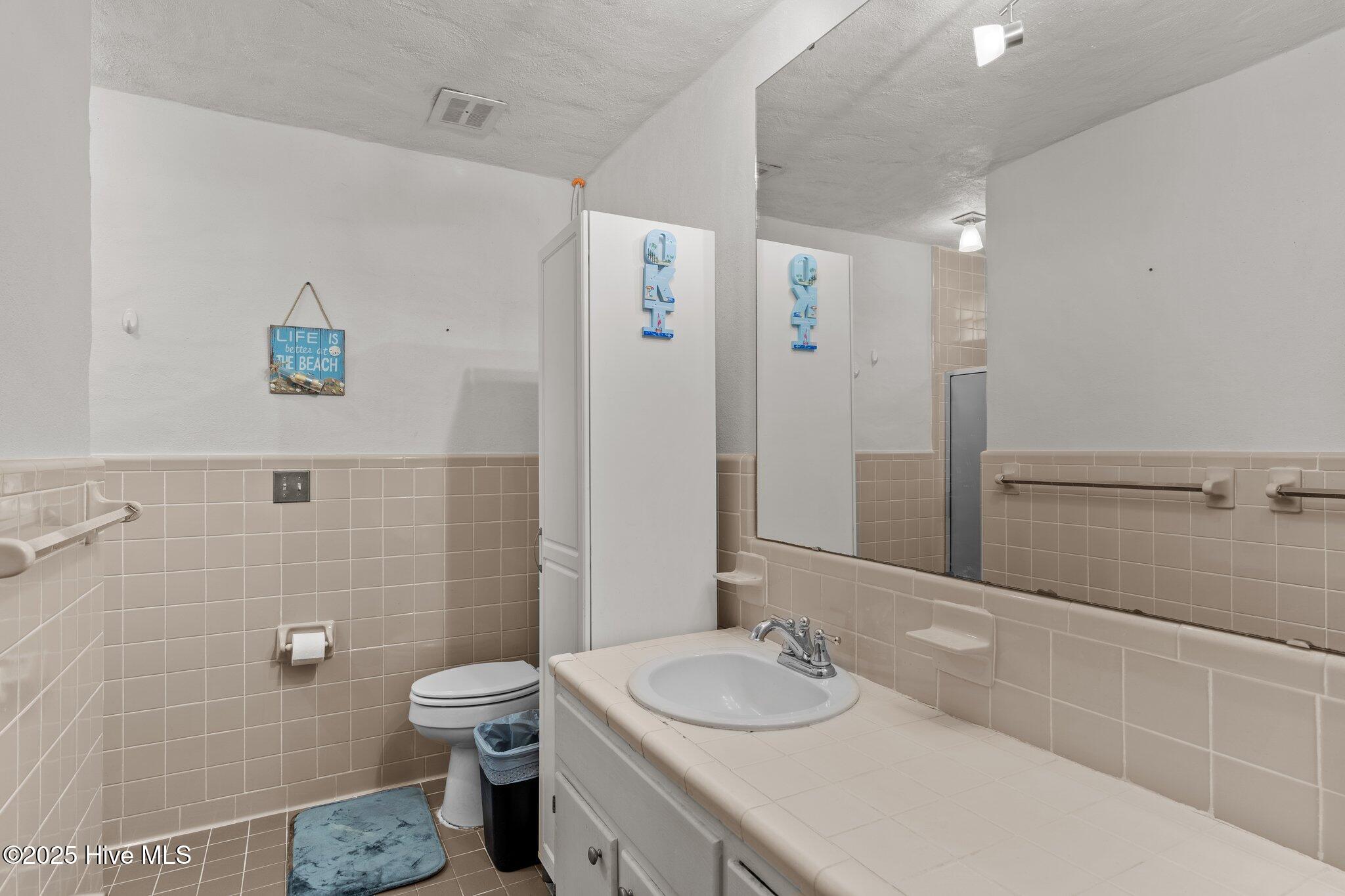 137 NW 3rd Street