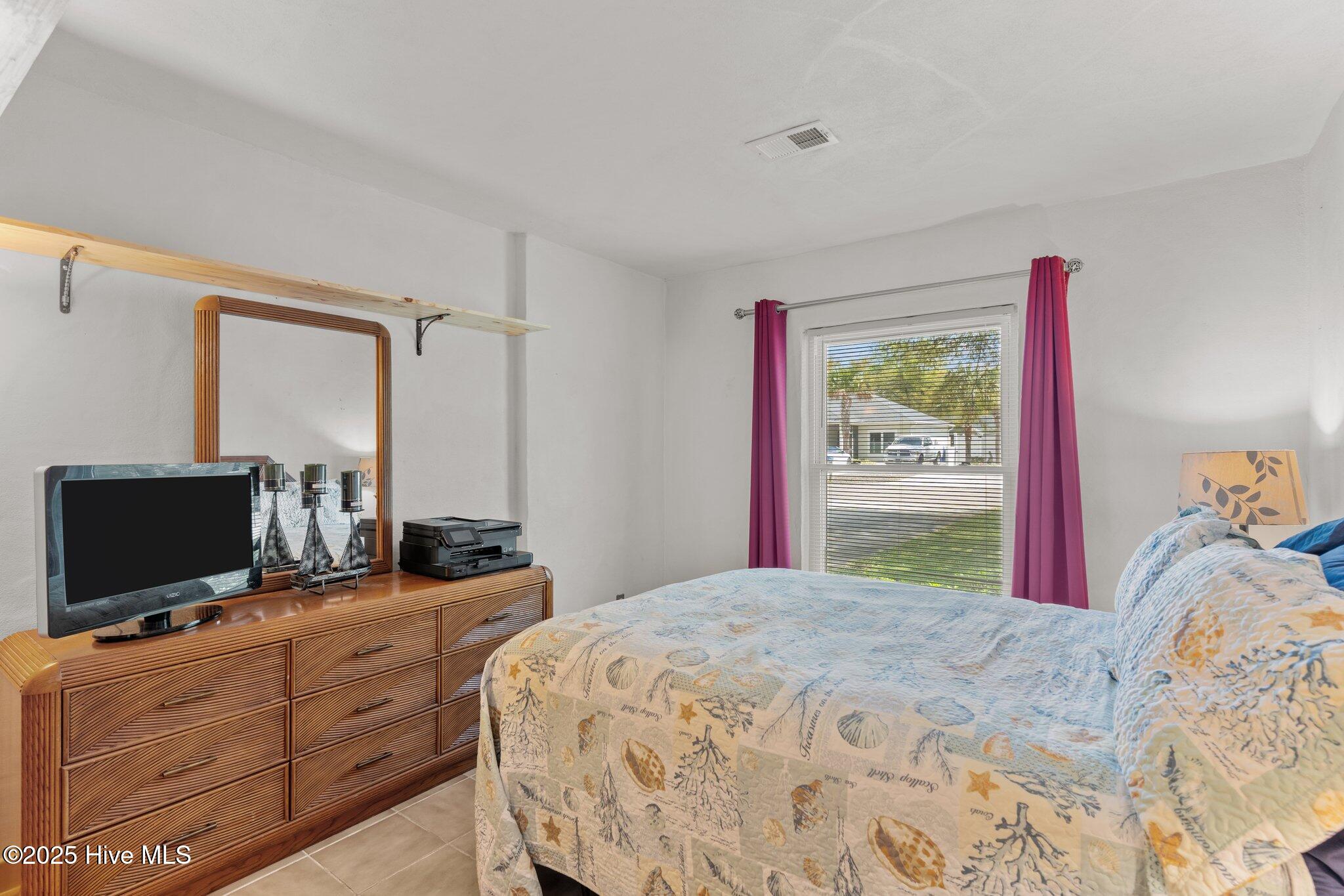 137 NW 3rd Street
