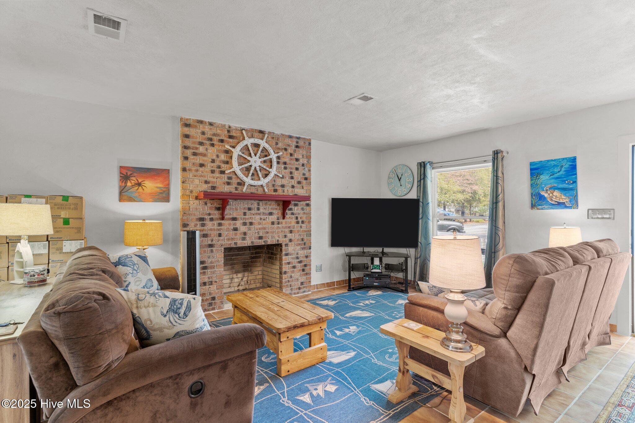 137 NW 3rd Street