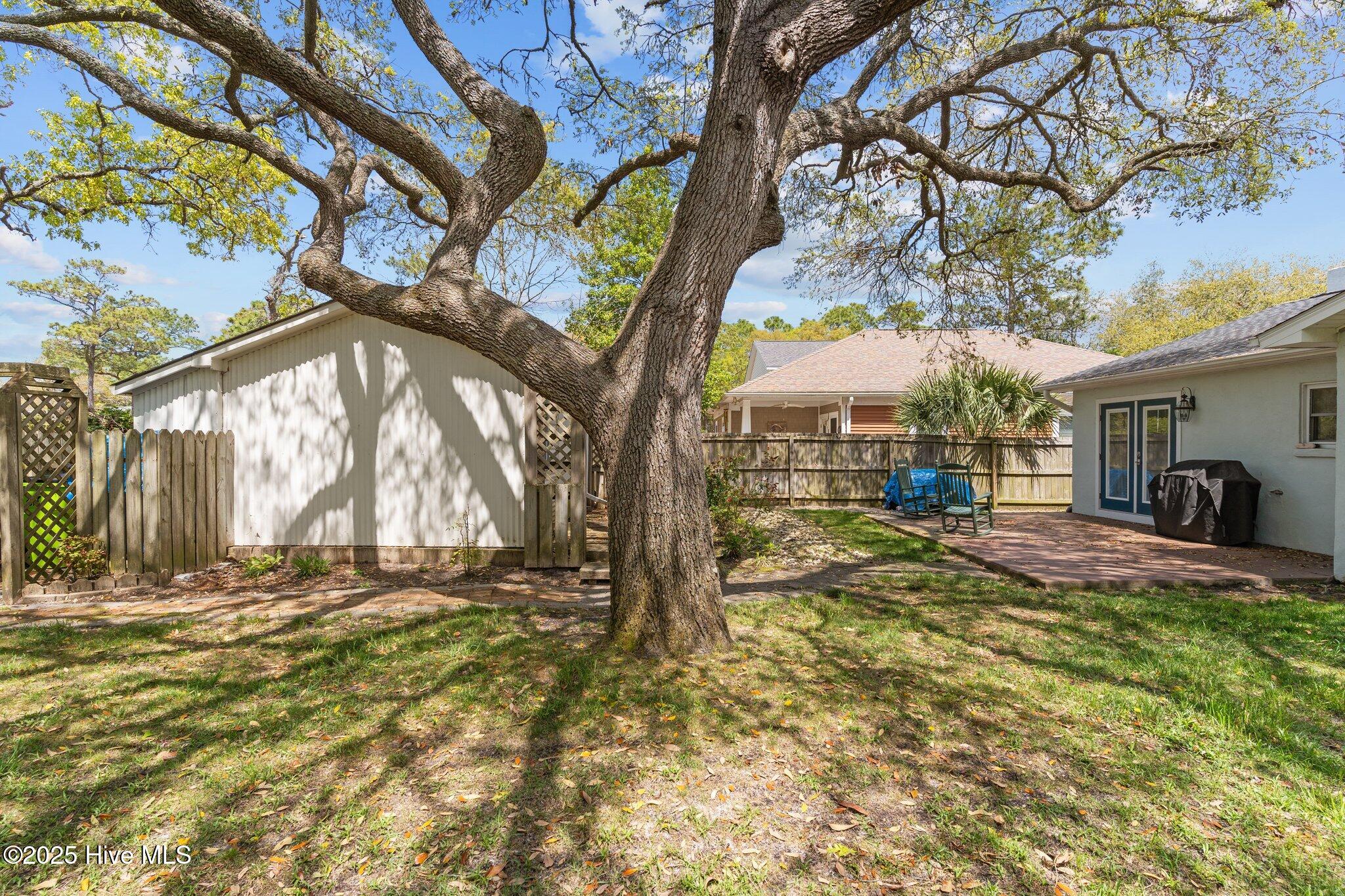 137 NW 3rd Street