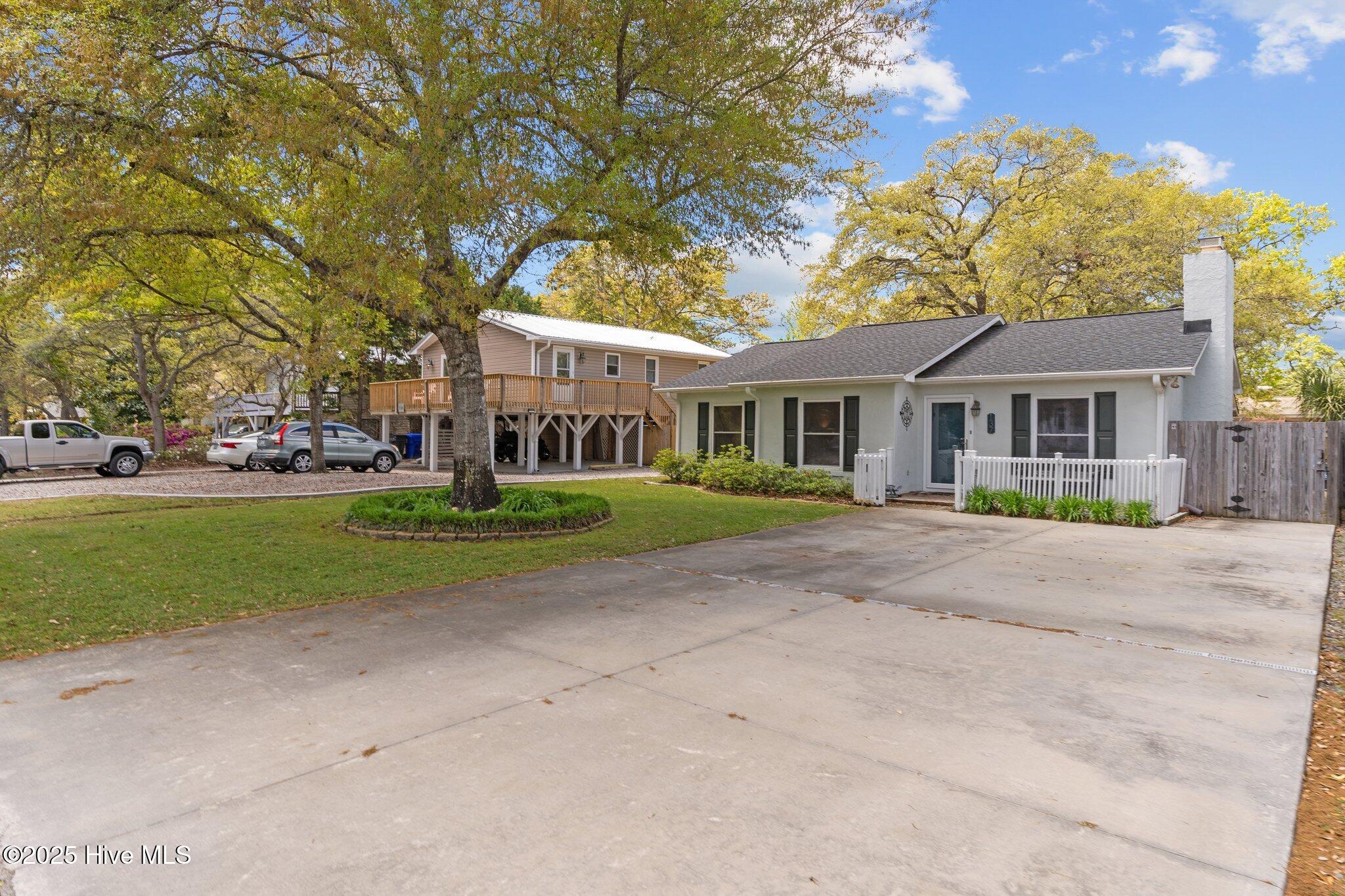 137 NW 3rd Street