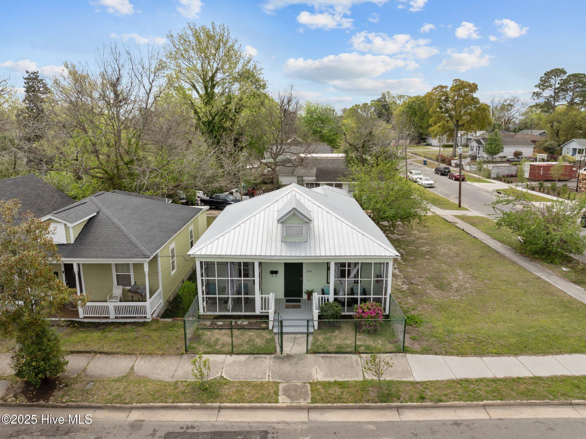 1204 Castle Street