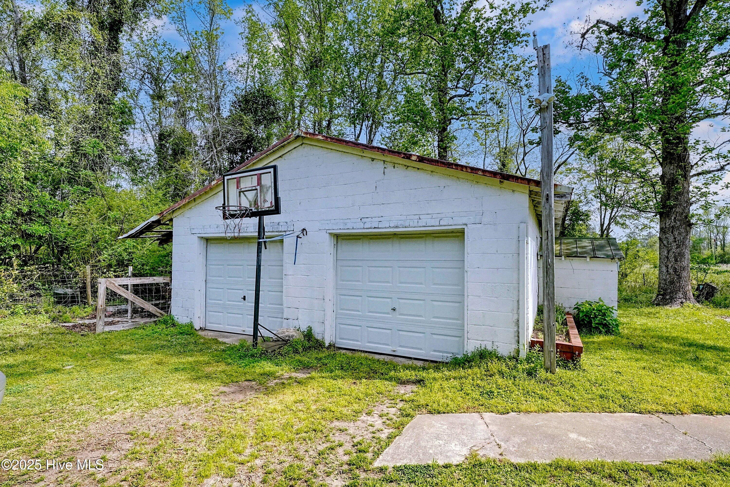 4121 Castle Hayne Road