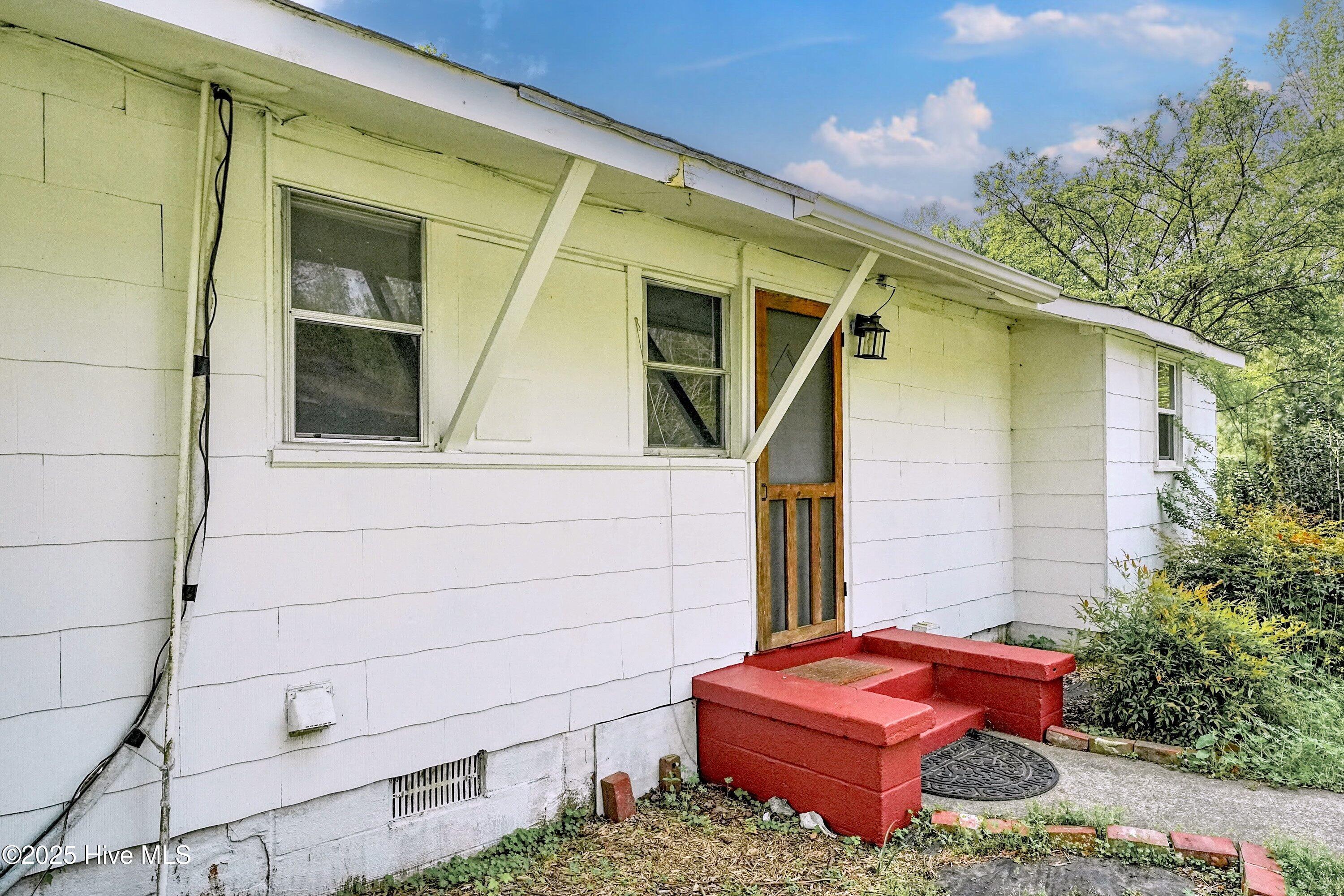 4121 Castle Hayne Road