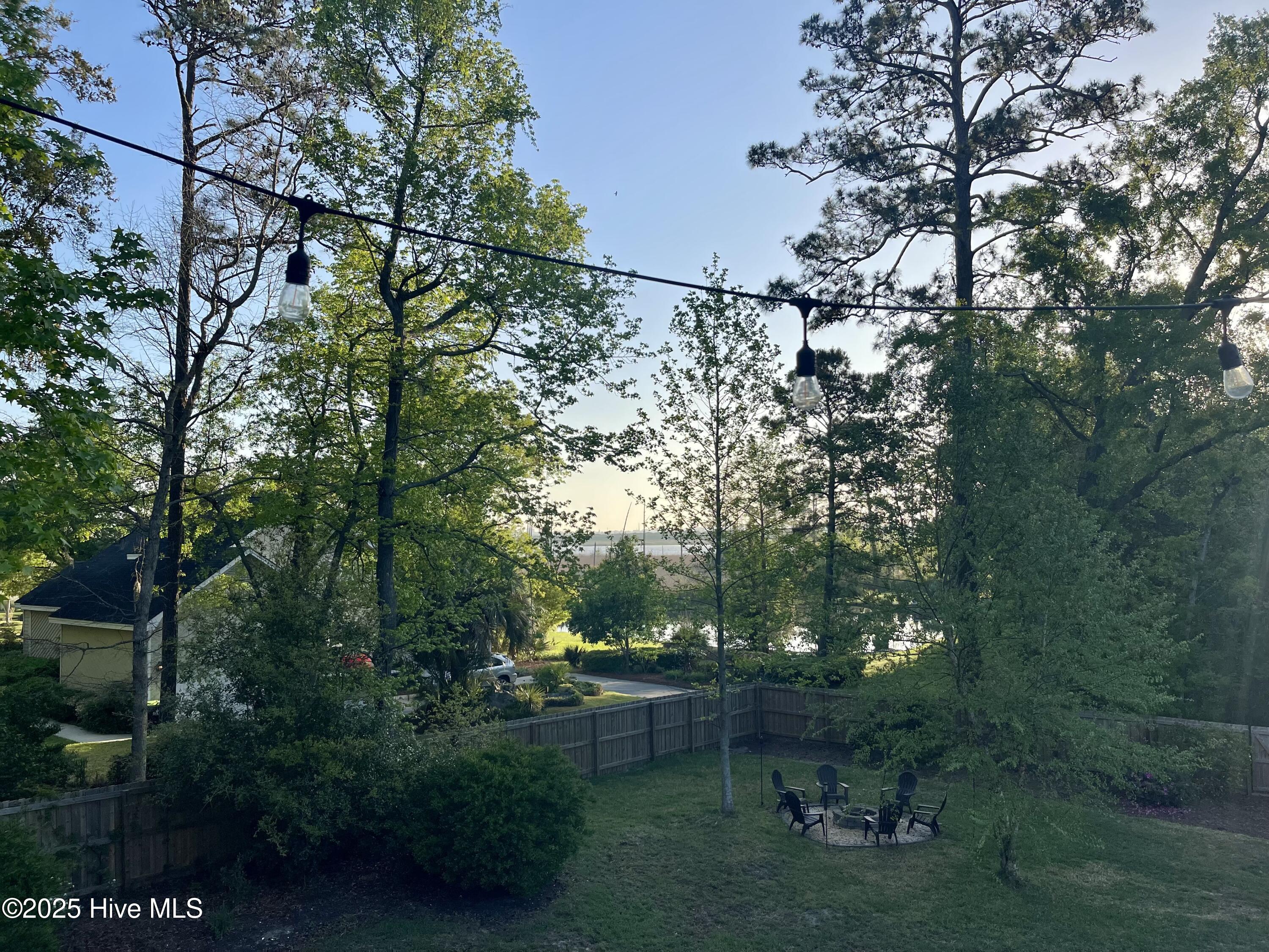 10248 Mariners Cove Court