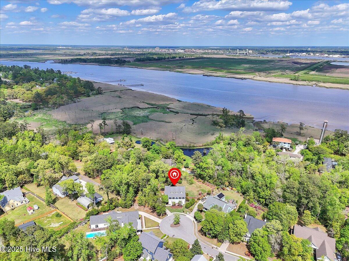 10248 Mariners Cove Court