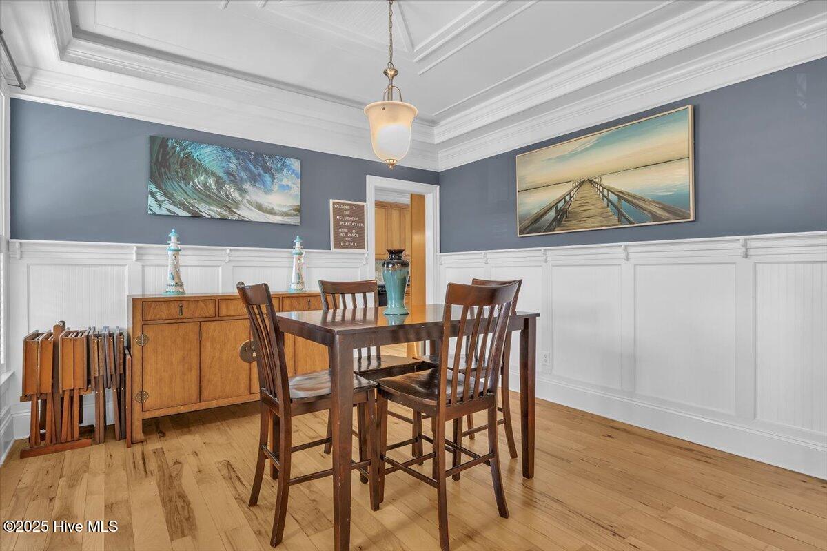 10248 Mariners Cove Court