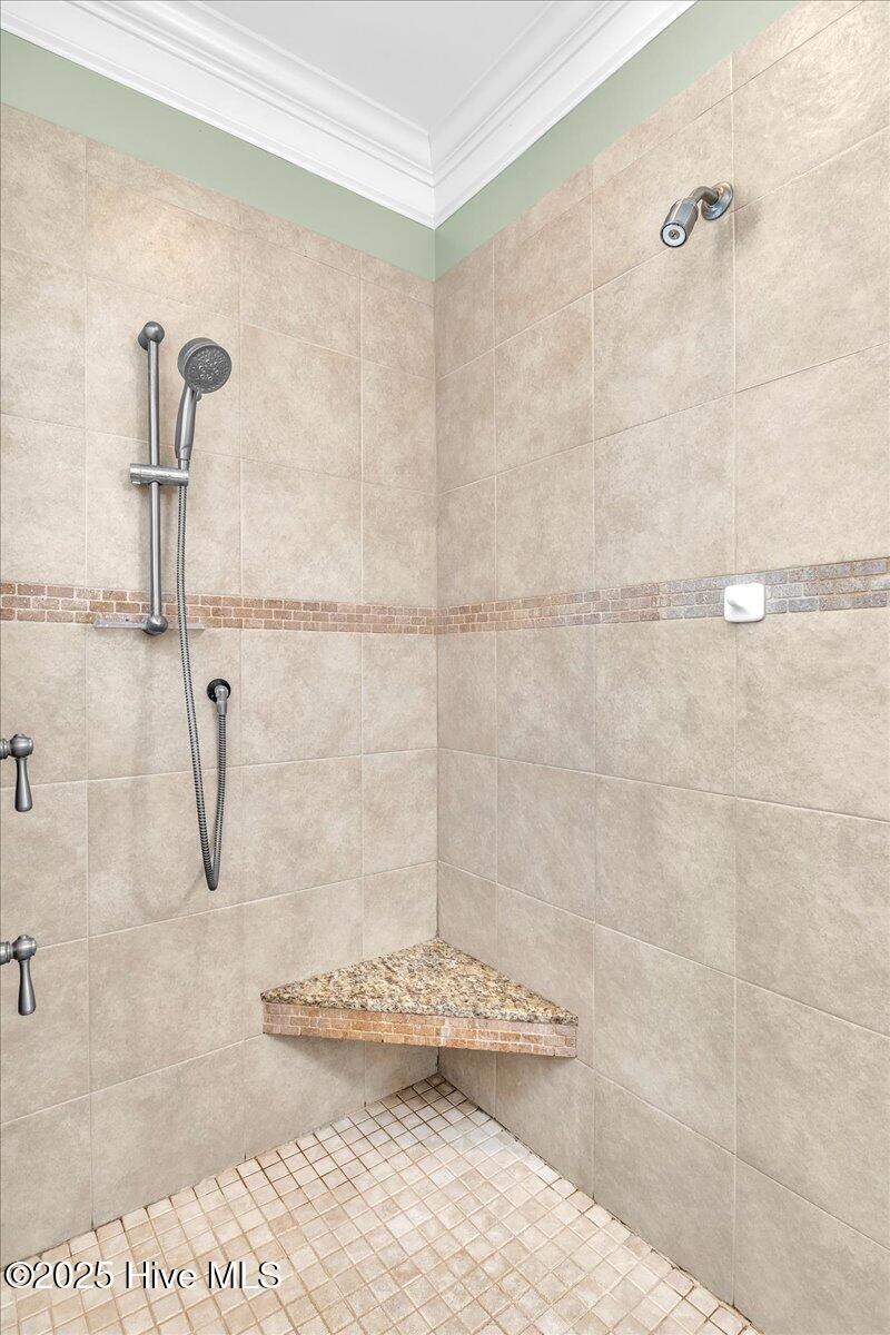 10248 Mariners Cove Court